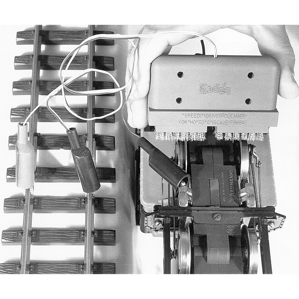 KADEE #843 MULTI Scale, Speedi Loco Driver Cleaner O to G Scale - DC & DCC