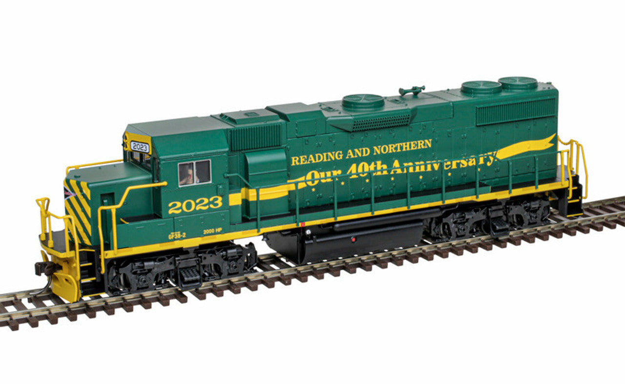 Atlas Trainman 10004580 HO Scale GP38-2 Diesel Locomotive Reading & Northern #2023 Gold ESU LokSound 40th Anniversary