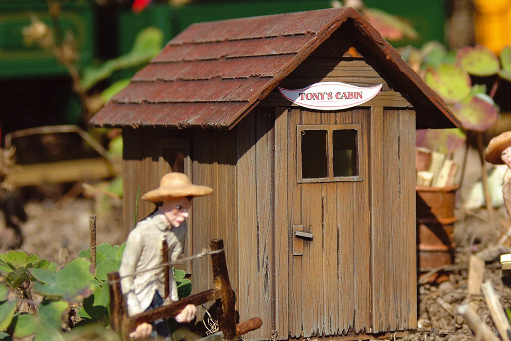 Piko 62261 G Scale Gartenhaus Log Cabin KIT