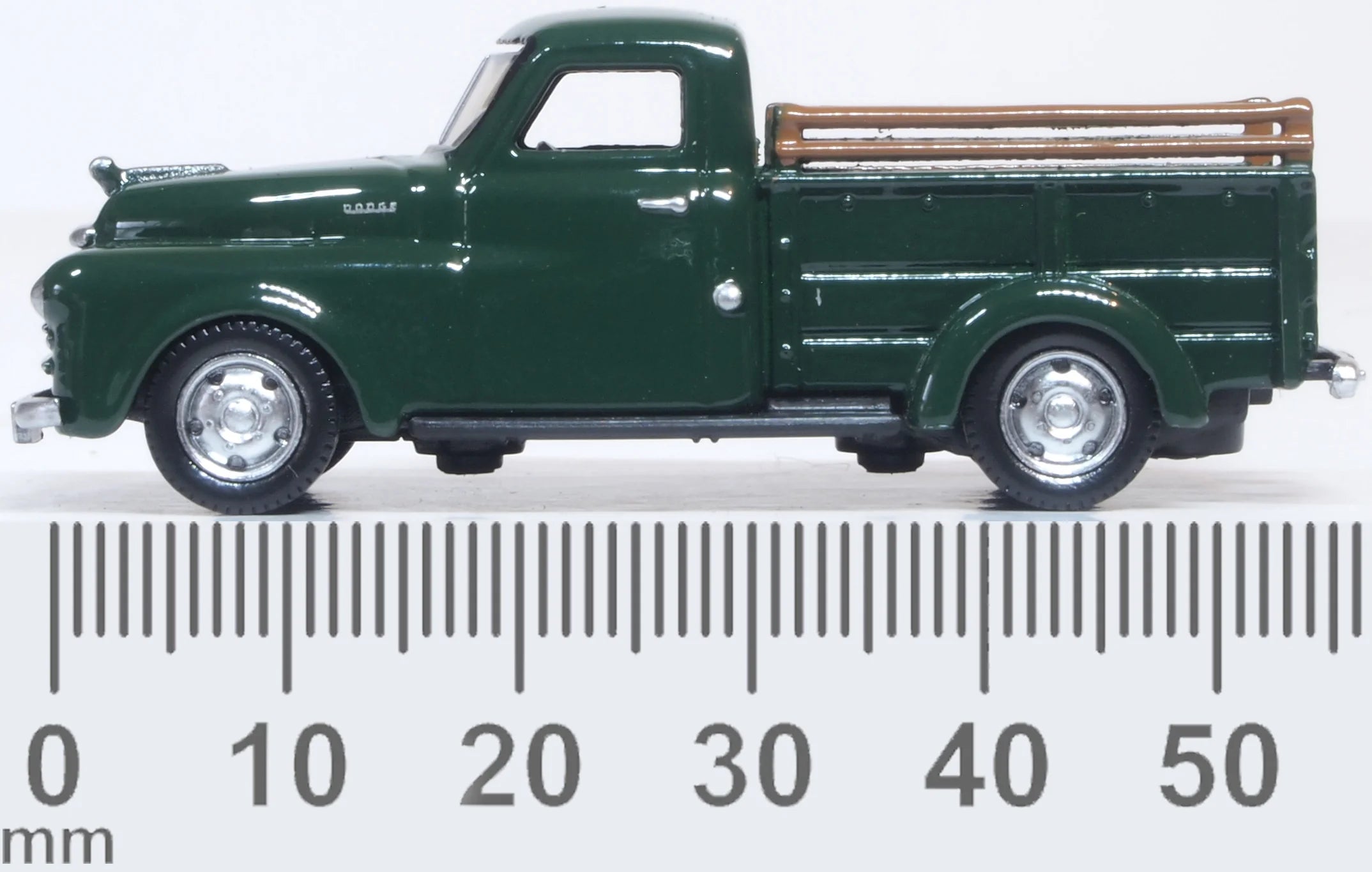 Oxford Diecast 87DP48002 HO Scale 1948 Dodge B-1B Pickup Truck - Assembled, Dark Green