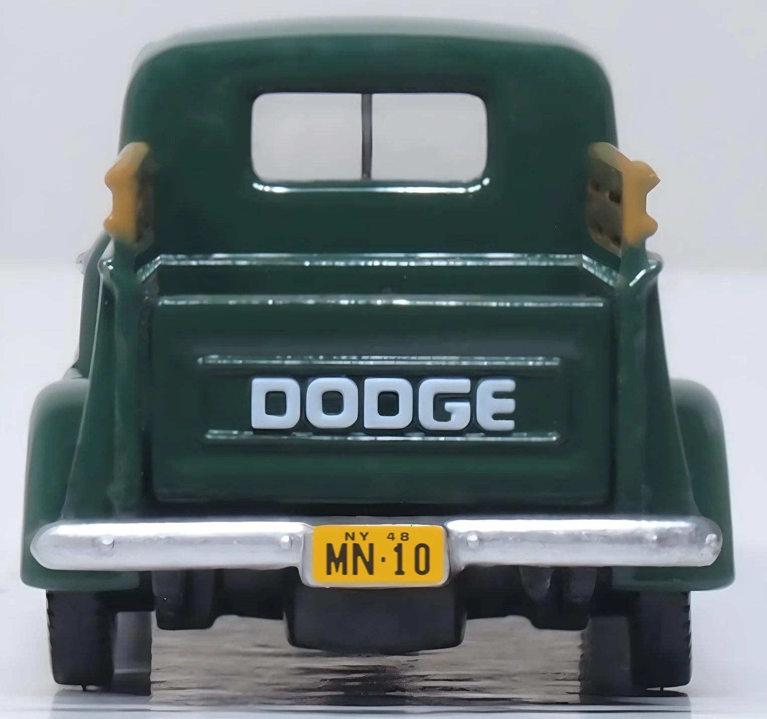 Oxford Diecast 87DP48004 HO Scale 1948 Dodge B-1B Pickup Truck - Assembled, REA