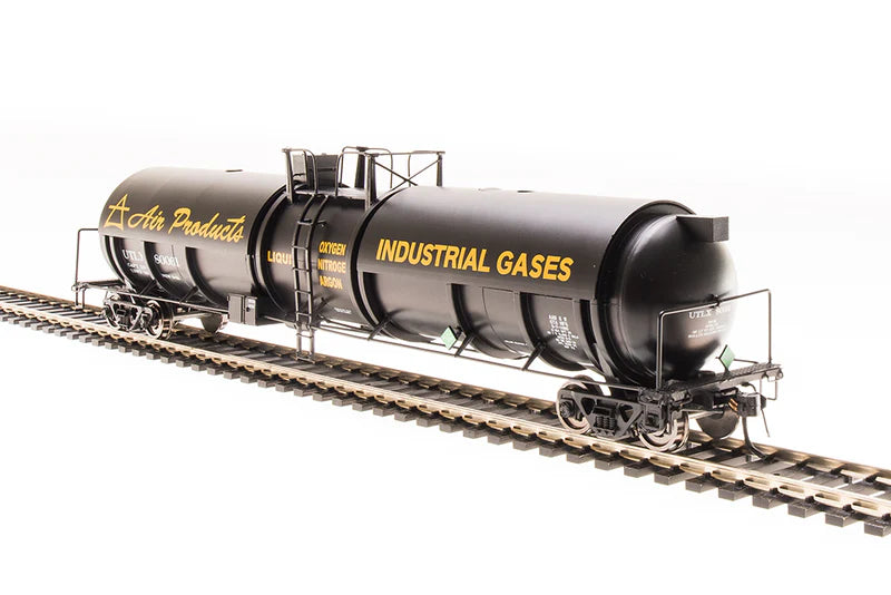 Broadway Limited 6101 HO Scale, Cryogenic Tank Car, Air Products UTLX #80059 & 80060, 2 Pack