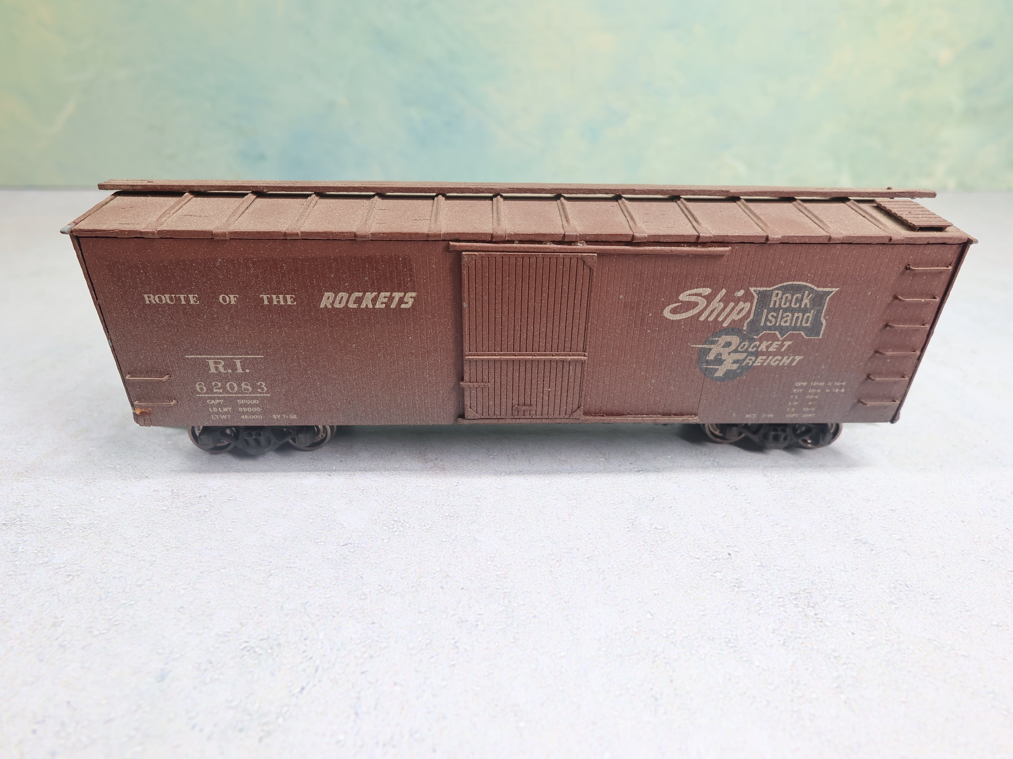 USED HO Scale 42' Wooden Box Car Rock Island RI #62083 Custom Wood Built Kit