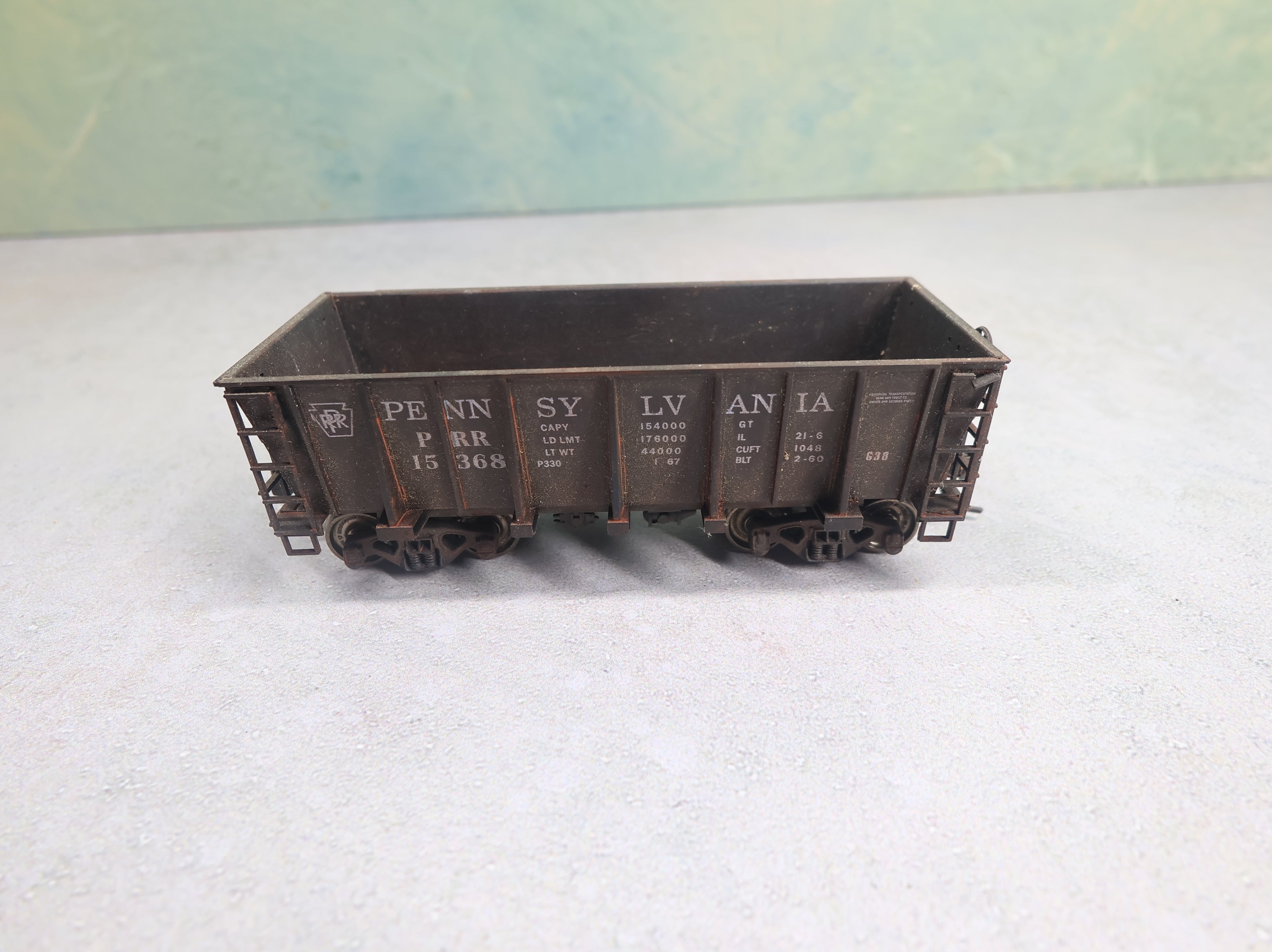 USED Roundhouse HO Scale Lo-Side Ore Car Pennsylvania PRR #15368 Weathered