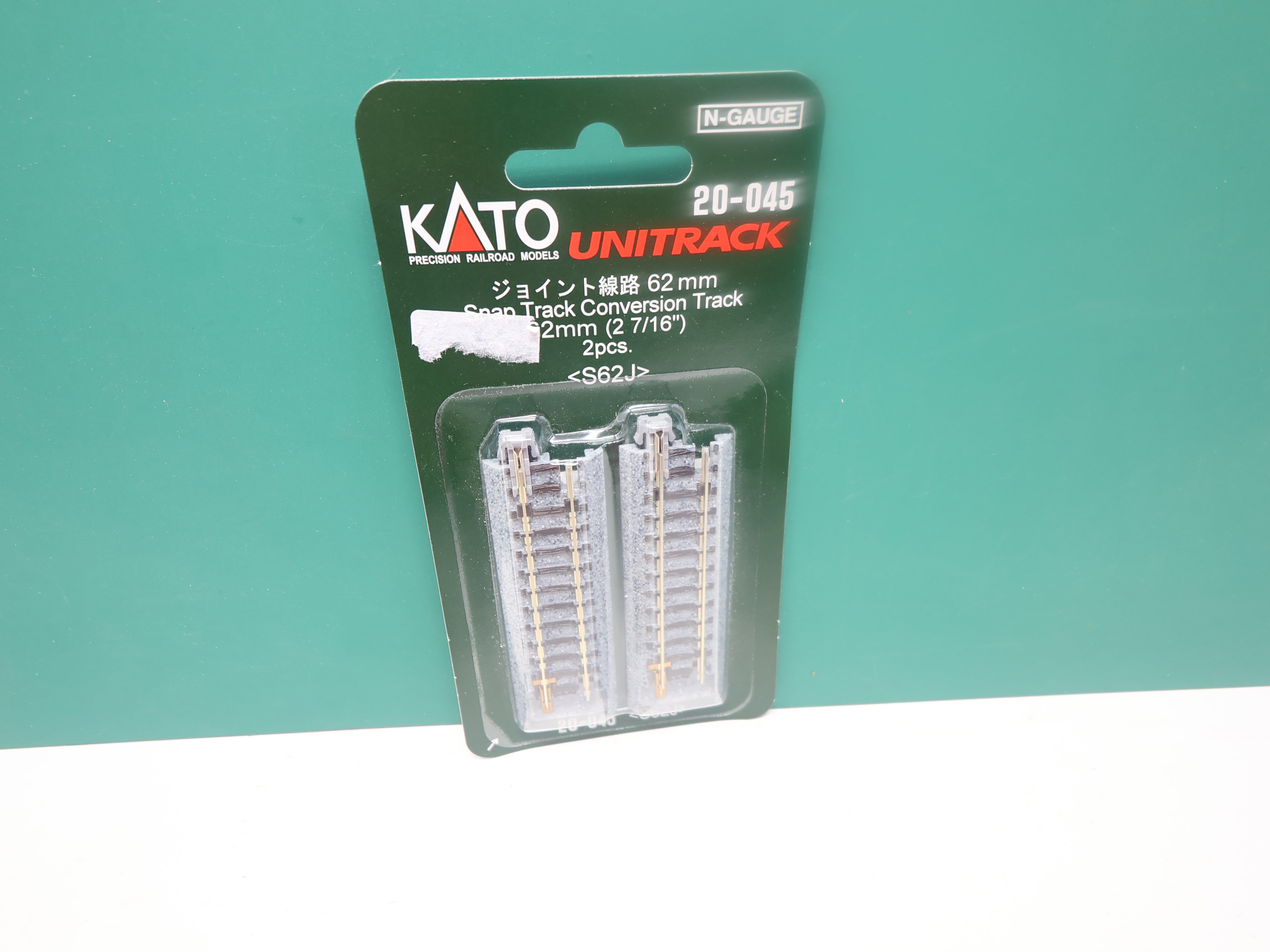 KATO 20-045 N Scale, Snap Track Conversion Track (2pcs)