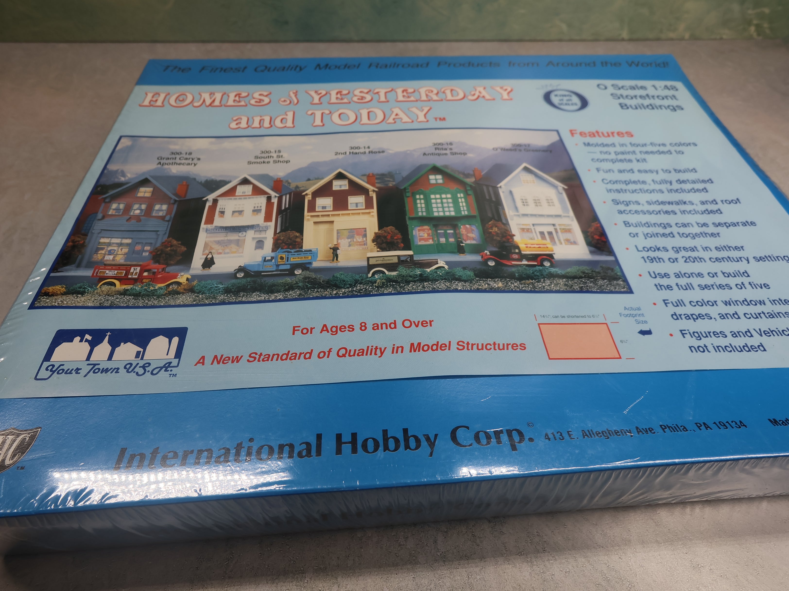 IHC #300-16 O Homes of Yesterday and Today Storefront Rita's Antique Shop KIT