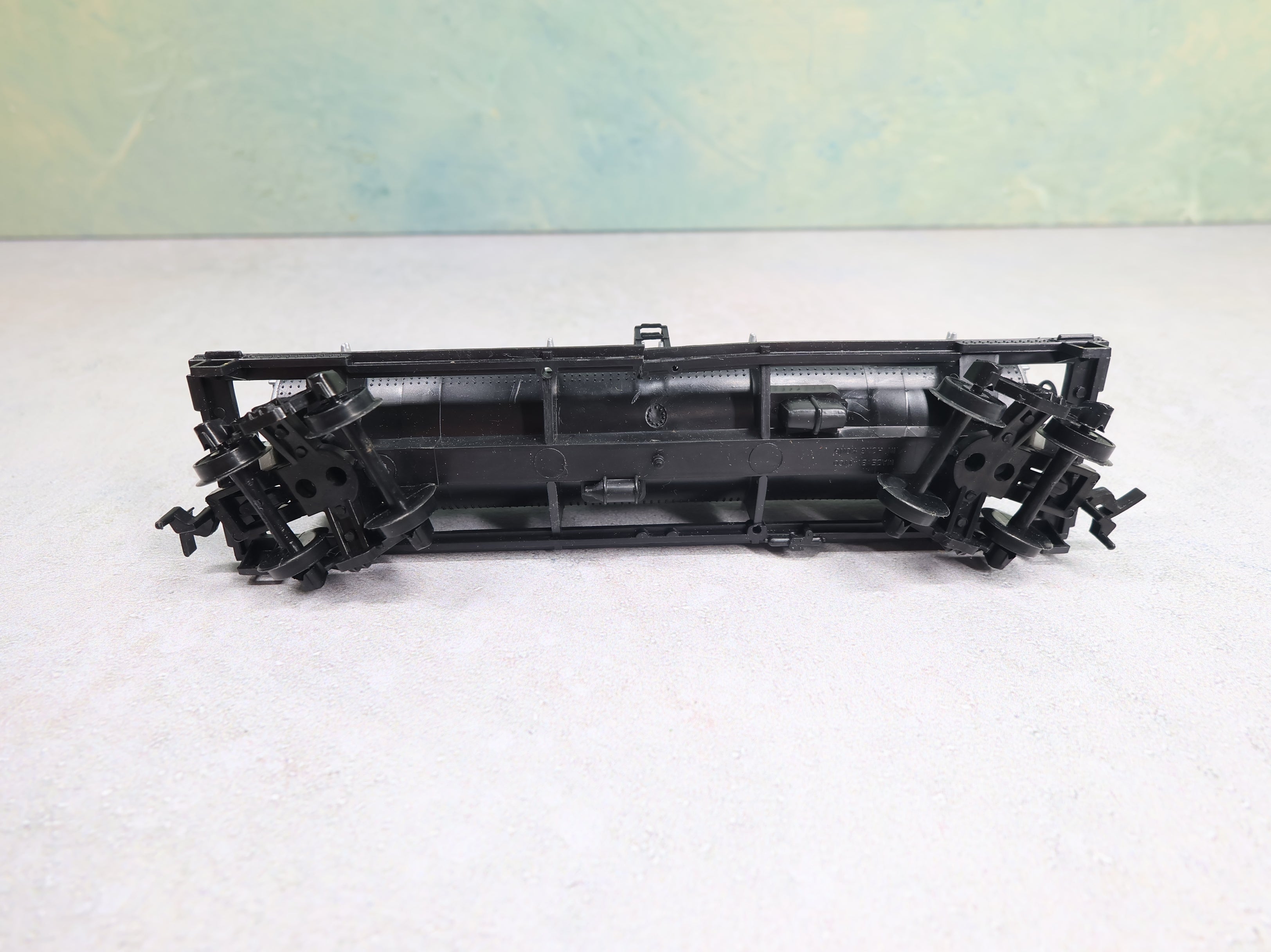 USED Tyco HO Scale Single Dome Tank Car Texaco