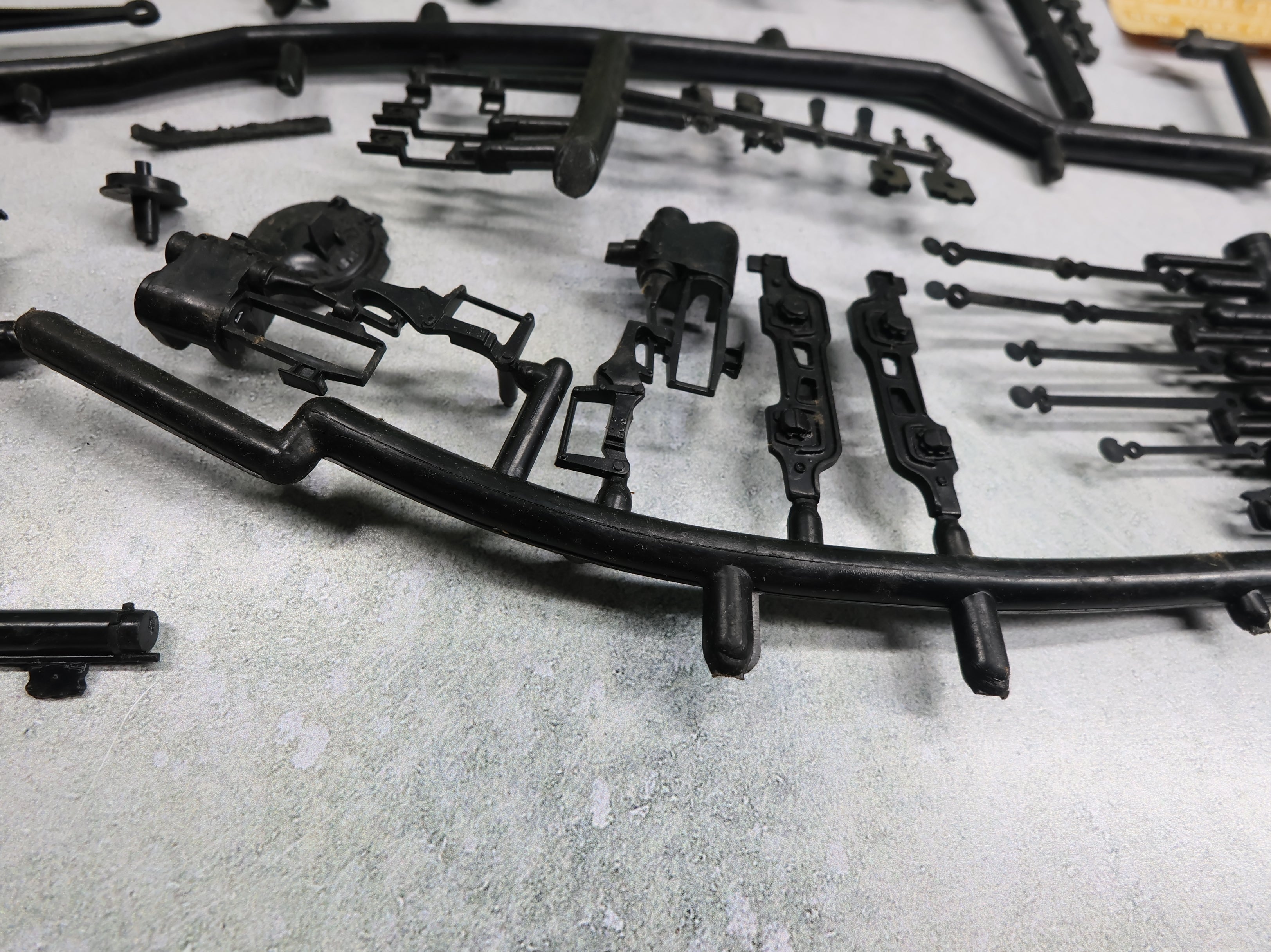 USED Rosebud Kitmaster 34 HO Scale Plastic Steam Locomotive Kit (non powered) HO & OO New York Central Hudson KIT