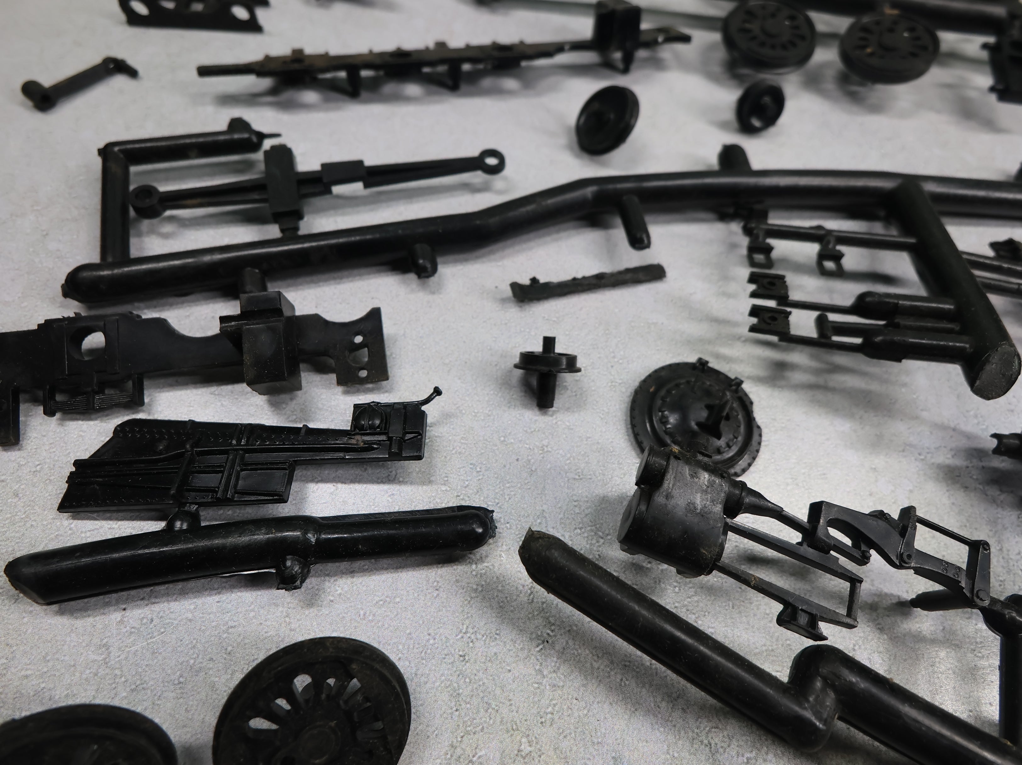 USED Rosebud Kitmaster 34 HO Scale Plastic Steam Locomotive Kit (non powered) HO & OO New York Central Hudson KIT