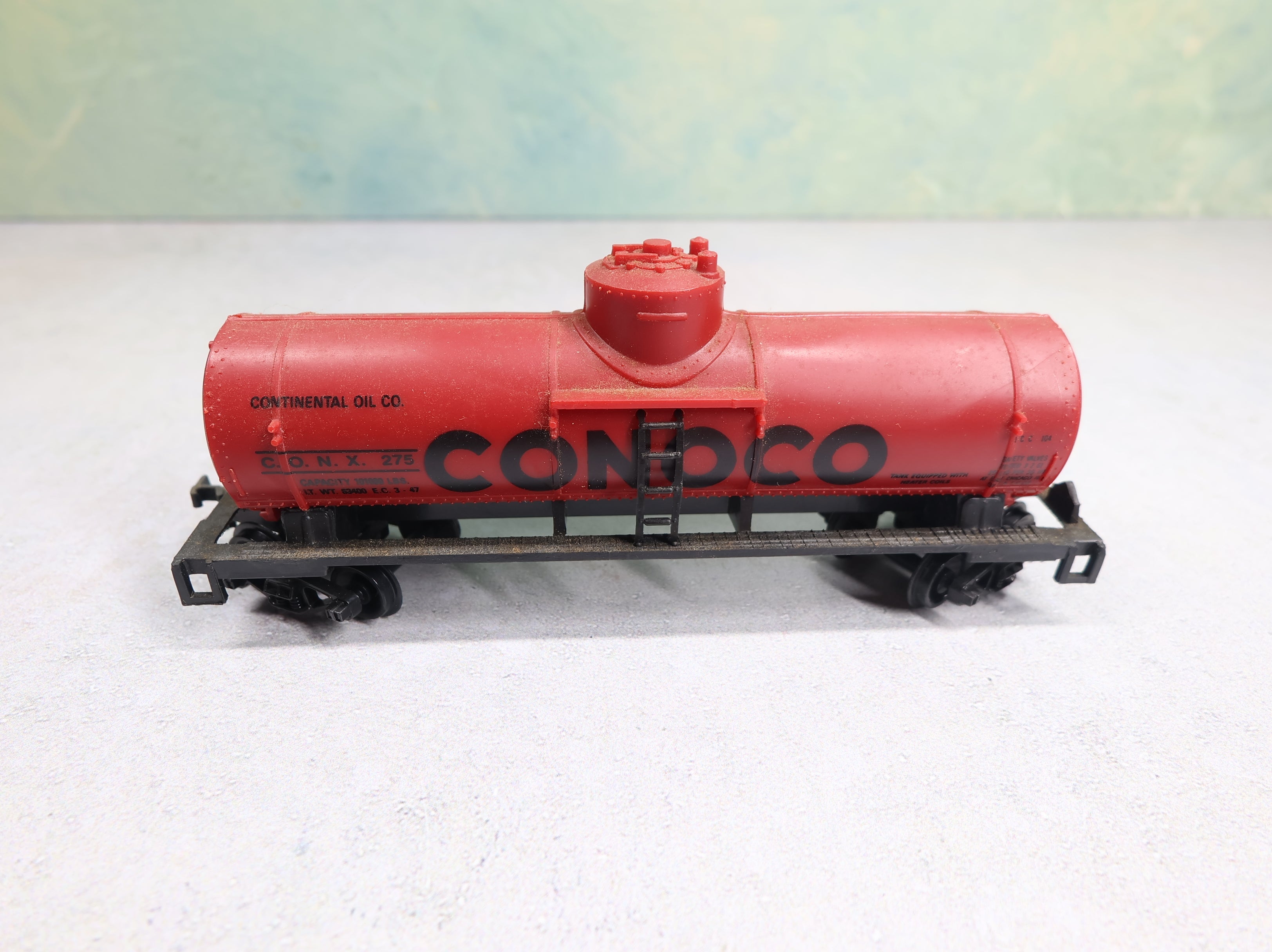 USED Life-Like HO Scale Single Dome Tank Car Conoco CONX #275
