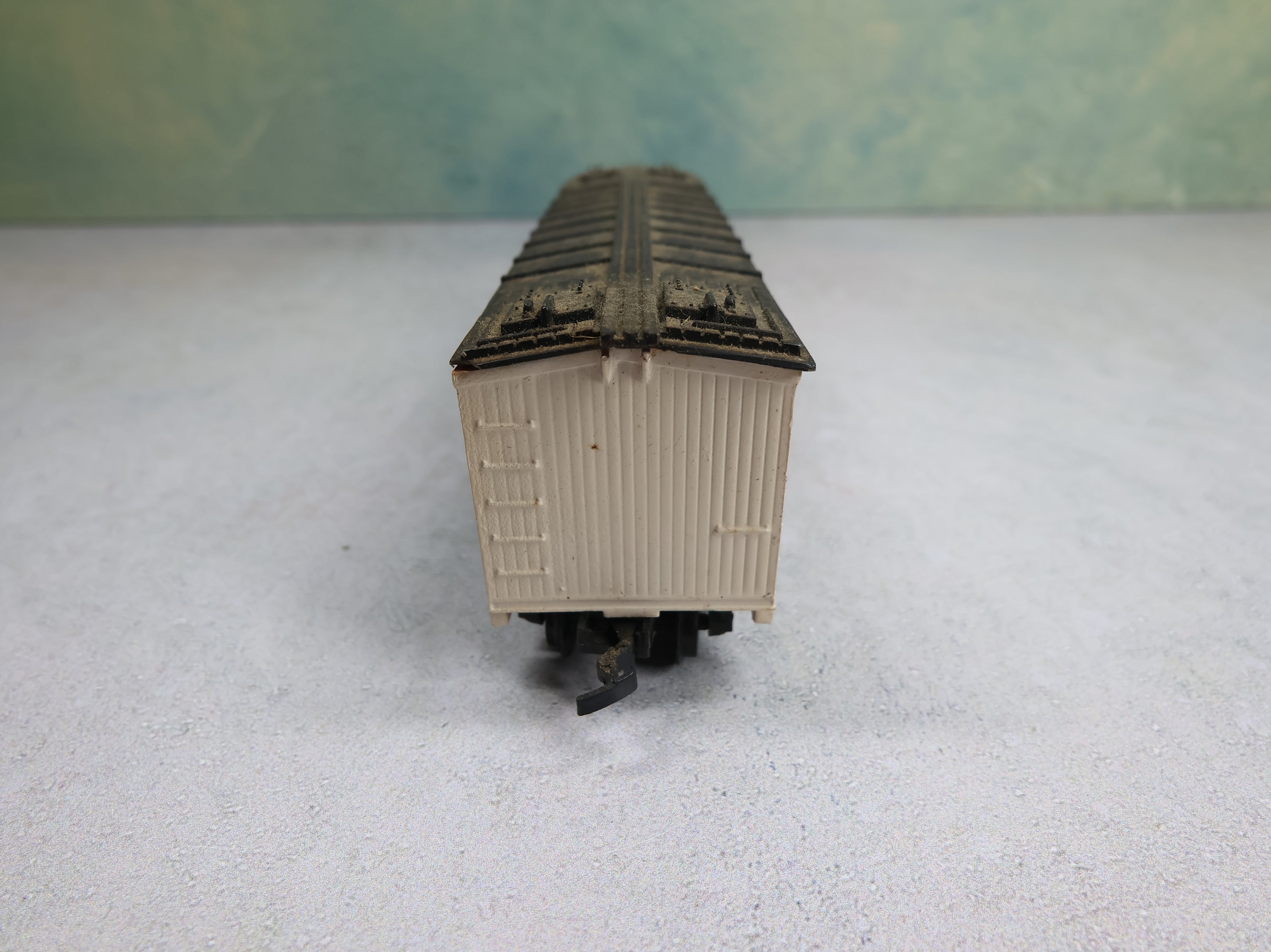 USED Life-Like HO Scale 38' Wooden Reefer Box Car Swift Refrigerator Line SRLX #1020