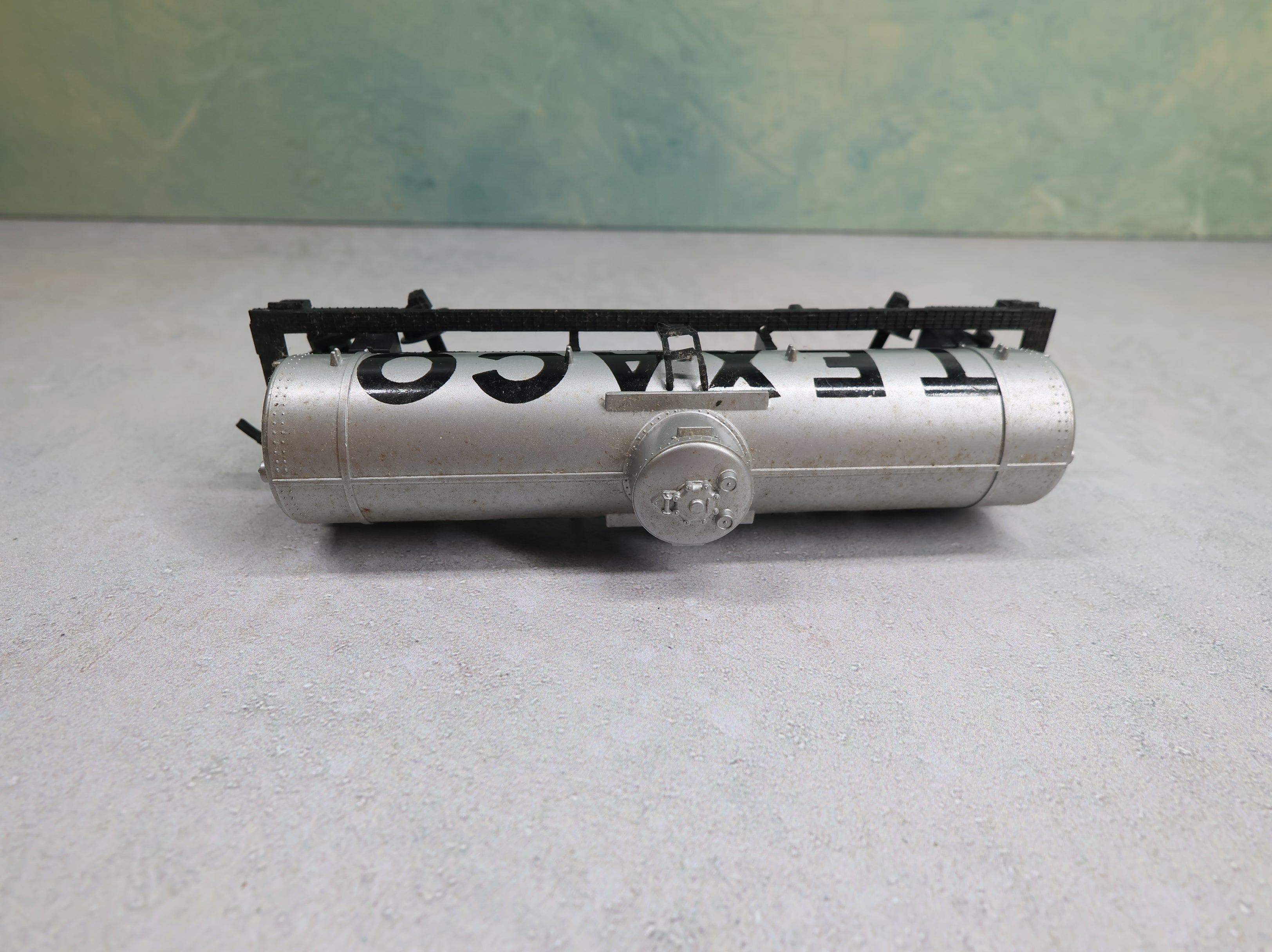 USED Tyco HO Scale Single Dome Tank Car Texaco