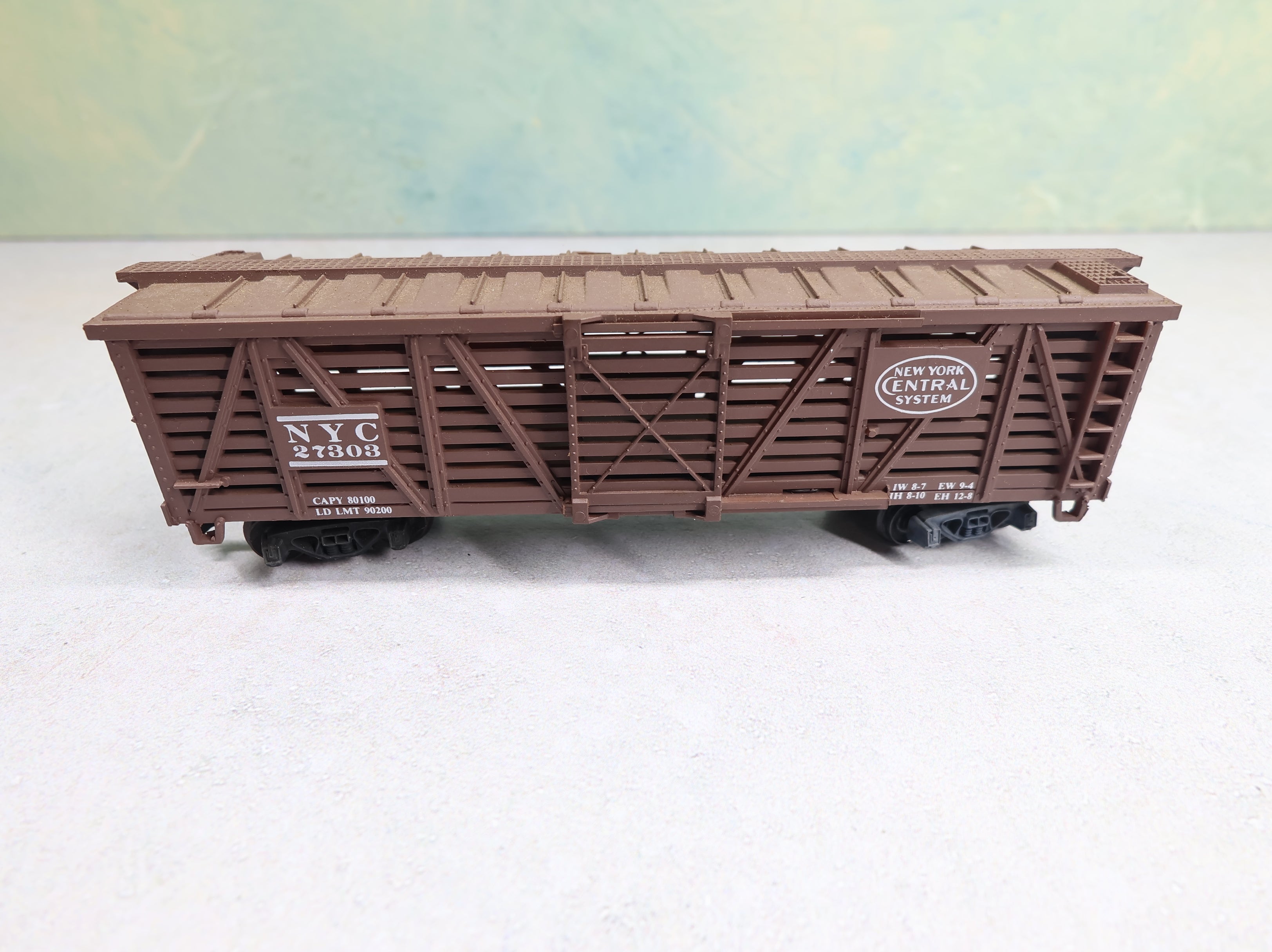 USED Life-Like HO Scale 40' Cattle Stock Car New York Central NYC #27303