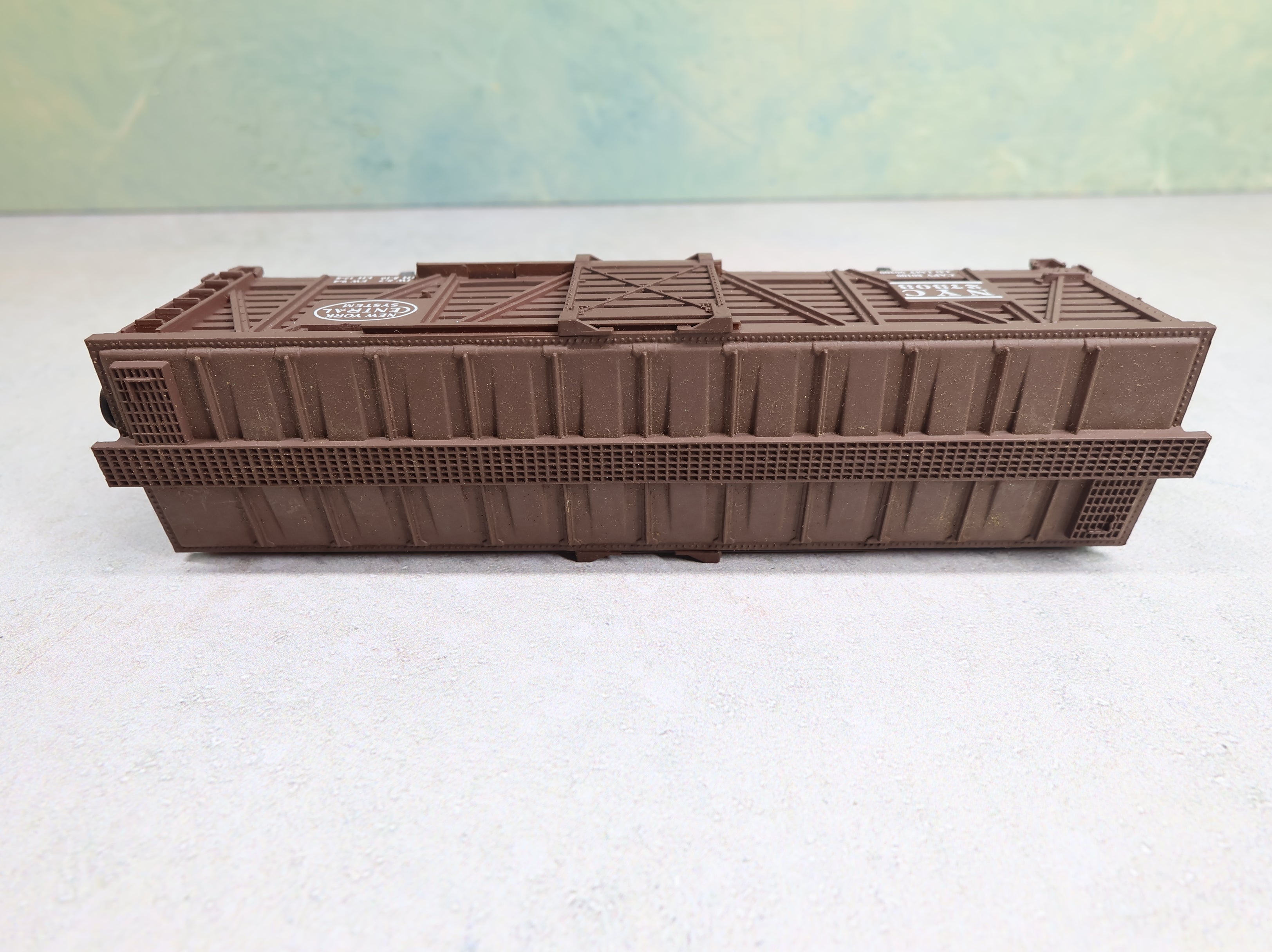 USED Life-Like HO Scale 40' Cattle Stock Car New York Central NYC #27303