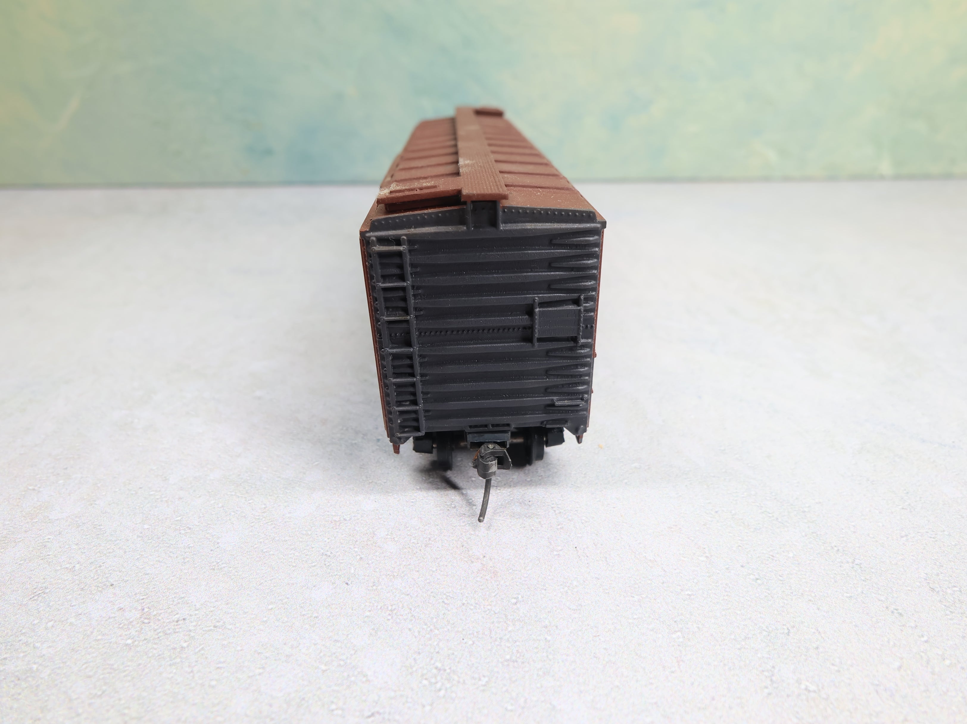 USED Athearn HO Scale 40' Wood Side Box Car Black River and Western BR&W #1644 Decal