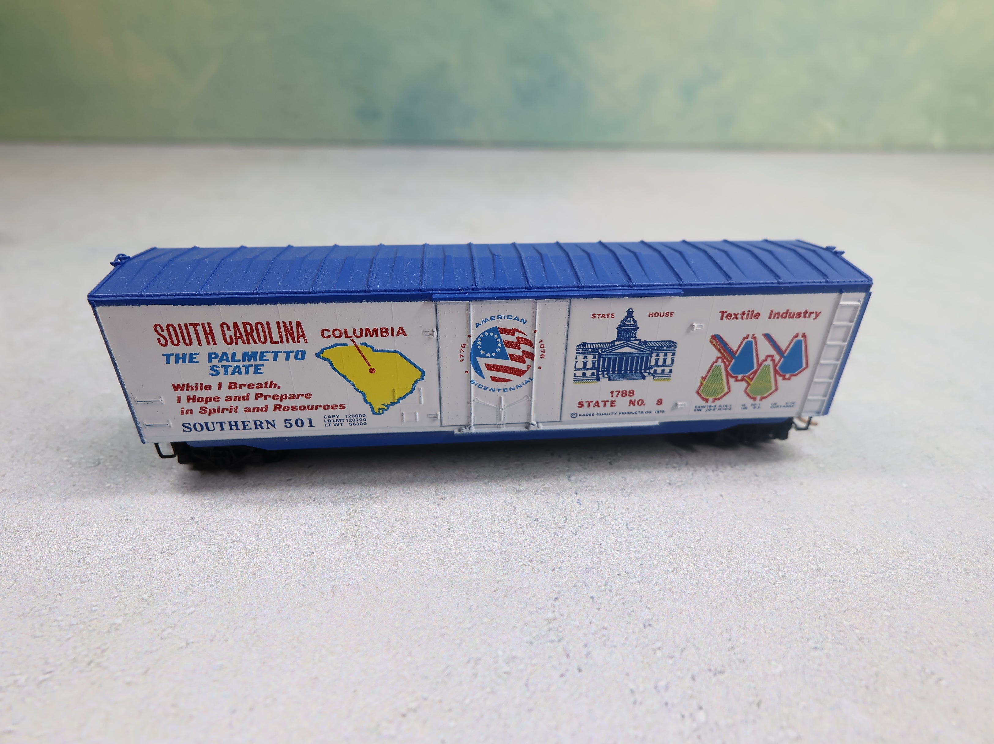 USED Micro-Trains 38110 N Scale 50' Box Car South Carolina State Car Southern #501 Knuckle Couplers