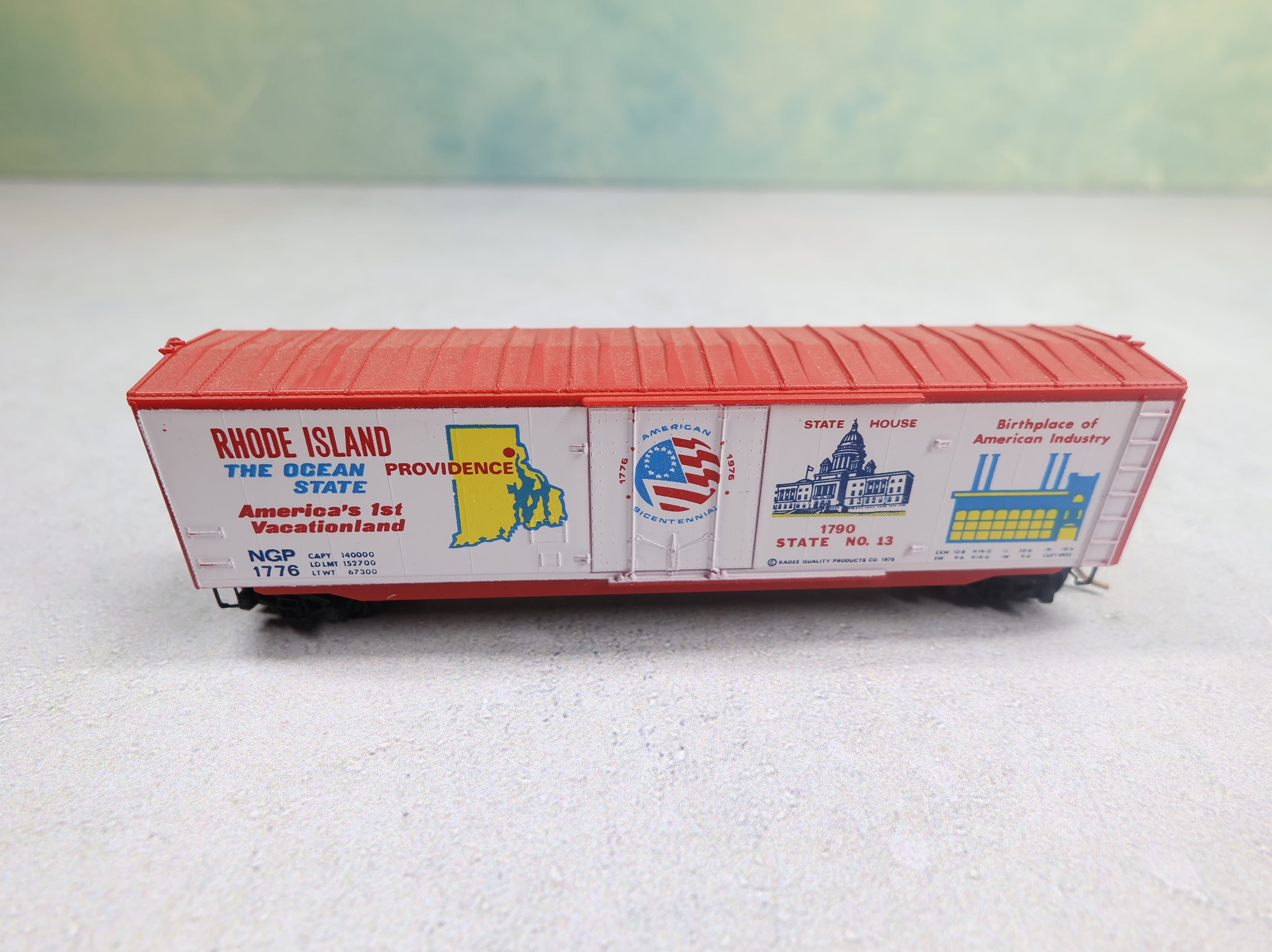 USED Micro-Trains 38030 N Scale 50' Box Car Rhode Island State Car NGP #1776 Knuckle Couplers