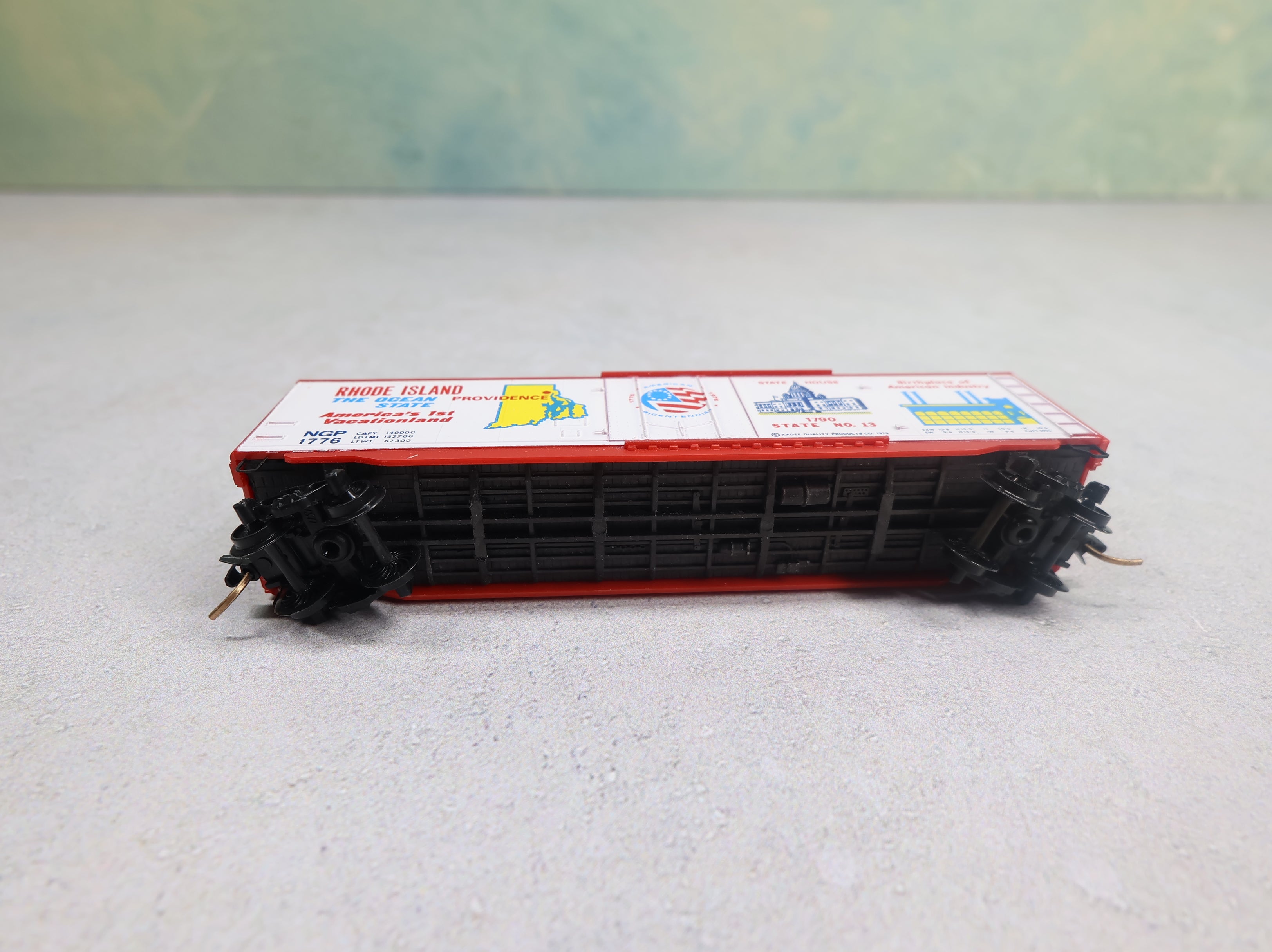 USED Micro-Trains 38030 N Scale 50' Box Car Rhode Island State Car NGP #1776 Knuckle Couplers