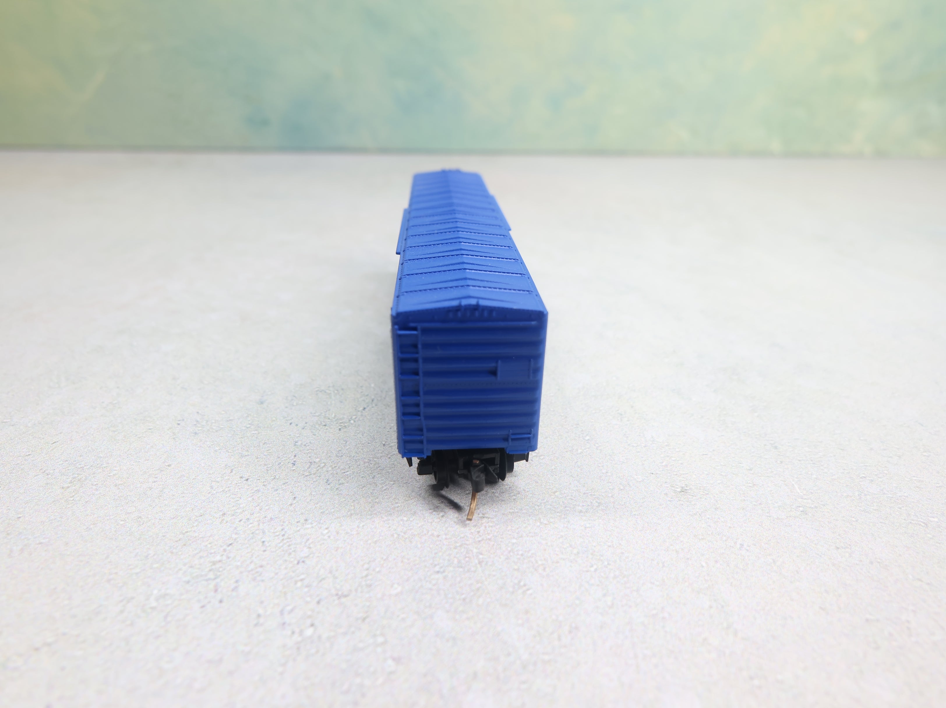 USED Micro-Trains 38020 N Scale 50' Box Car Connecticut State Car NH #40509 Knuckle Couplers