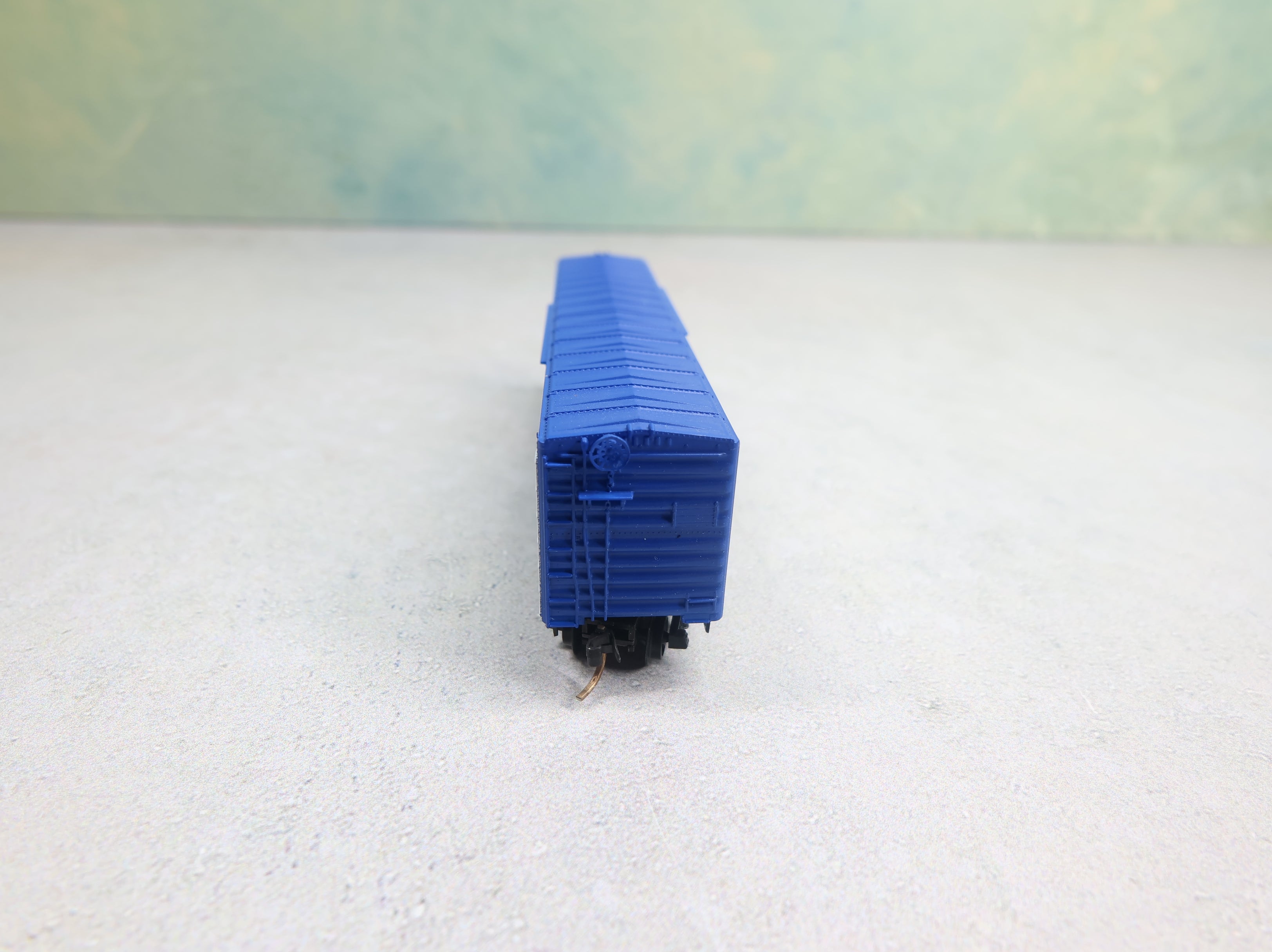 USED Micro-Trains 38020 N Scale 50' Box Car Connecticut State Car NH #40509 Knuckle Couplers