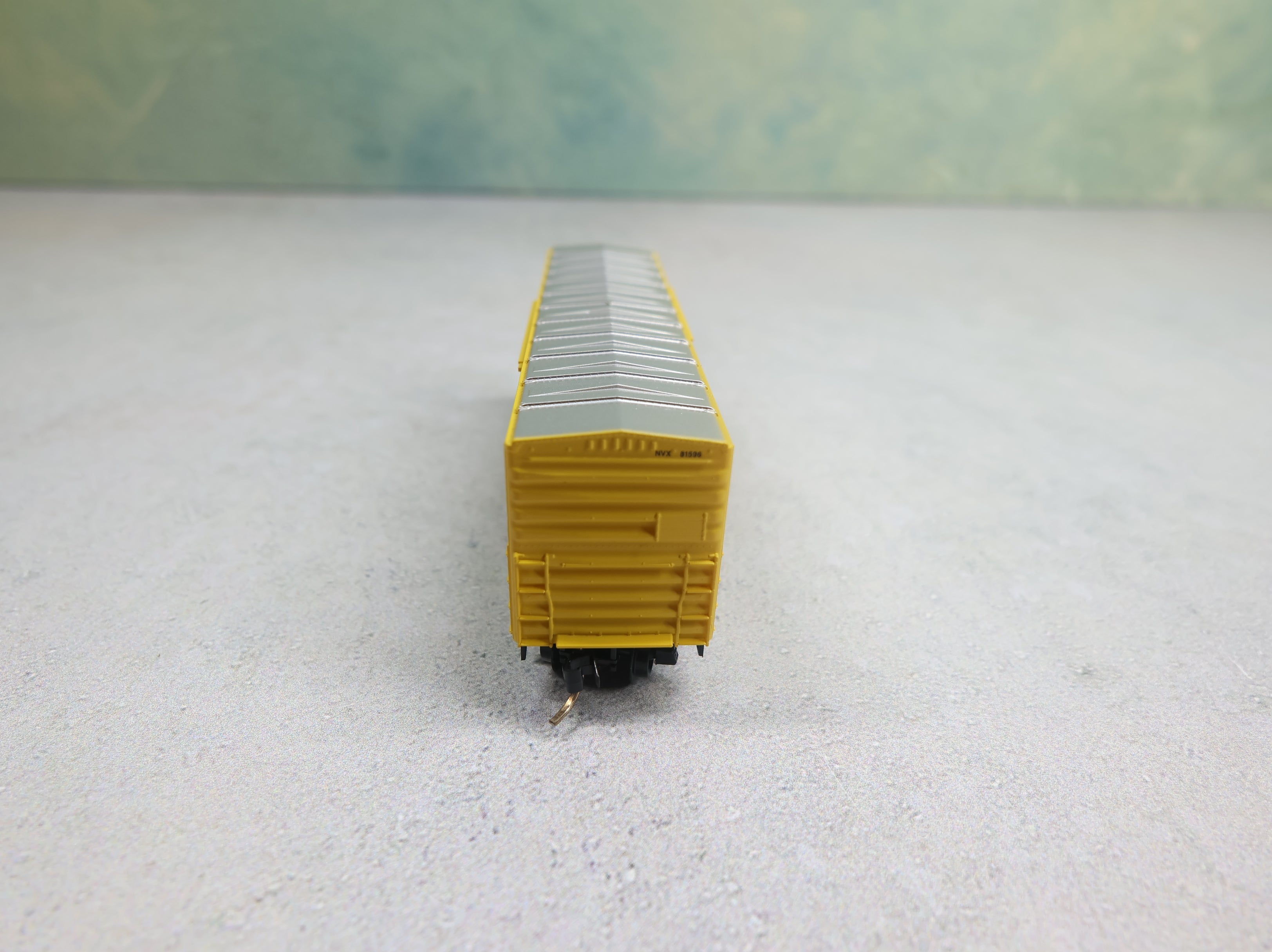 USED Micro-Trains N Scale N Scale East Convention Box Car Virginia is for Lovers NVX #81596 Knuckle Couplers 1996