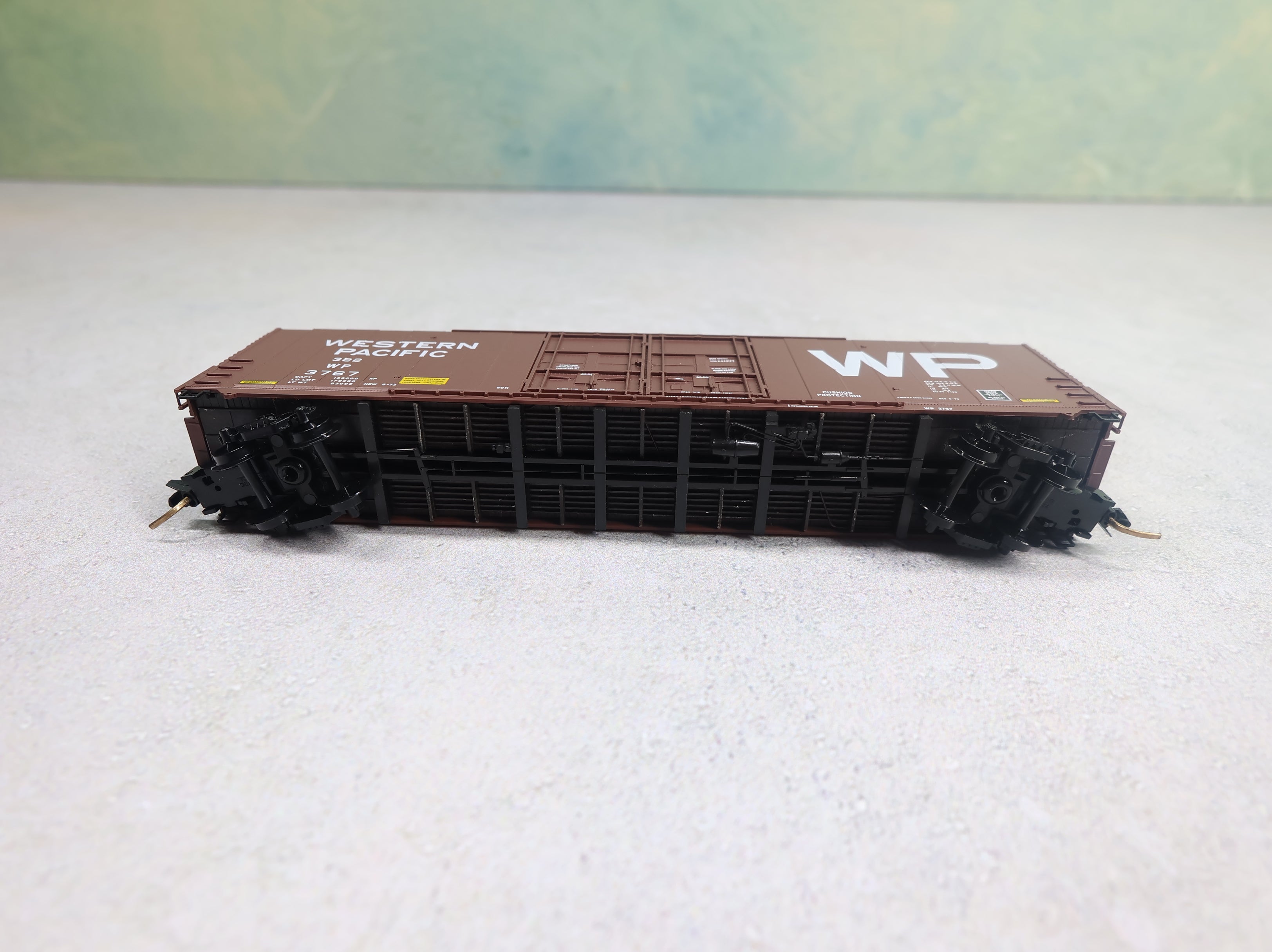 USED Micro-Trains 102050 N Scale 60' Box Car Excess Height Double Plug Doors Rivet Sides Western Pacific WP #3767 Knuckle Couplers