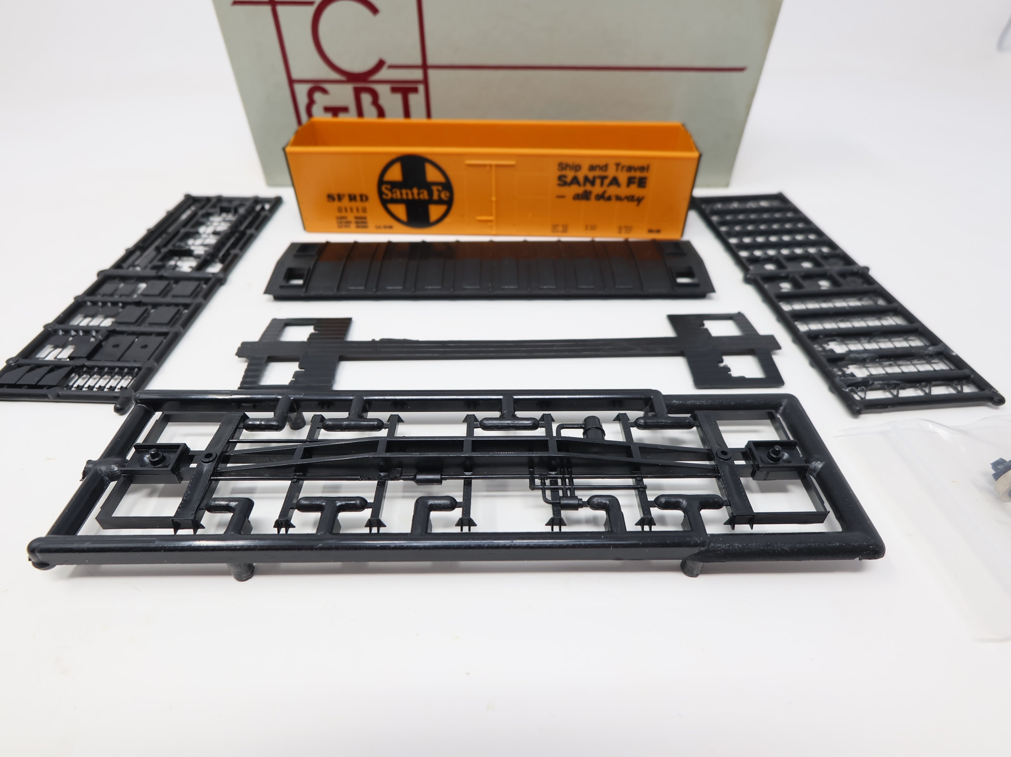 USED C&BT SHOPS HOR003 HO Scale Iced Refrigerator Car Santa Fe SFRD #21112 KIT