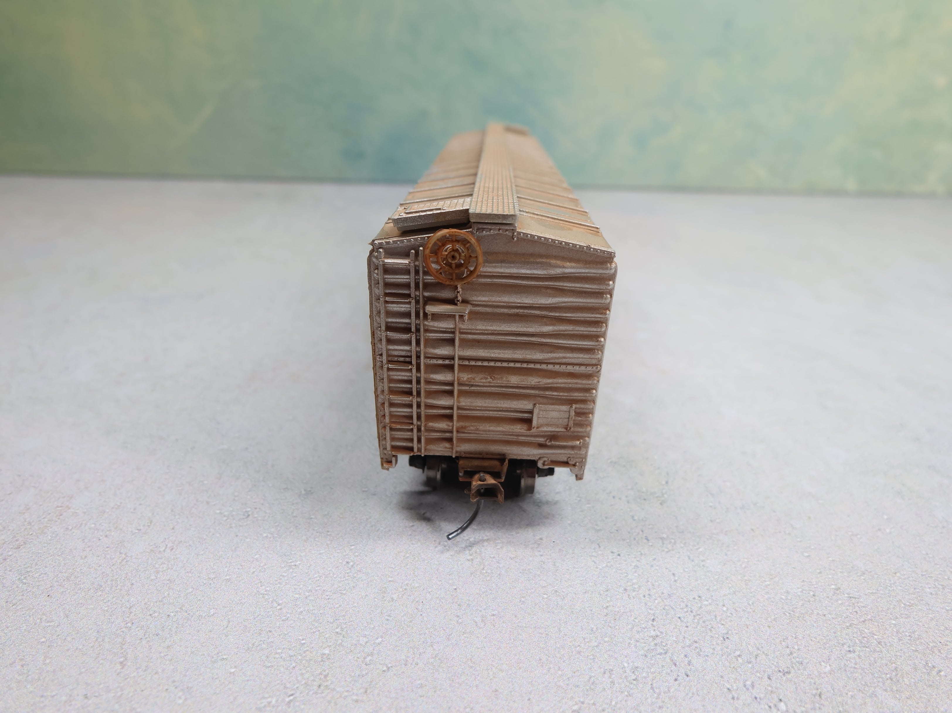 USED Roundhouse HO Scale 50' Box Car Union Pacific UP #549180 Weathered