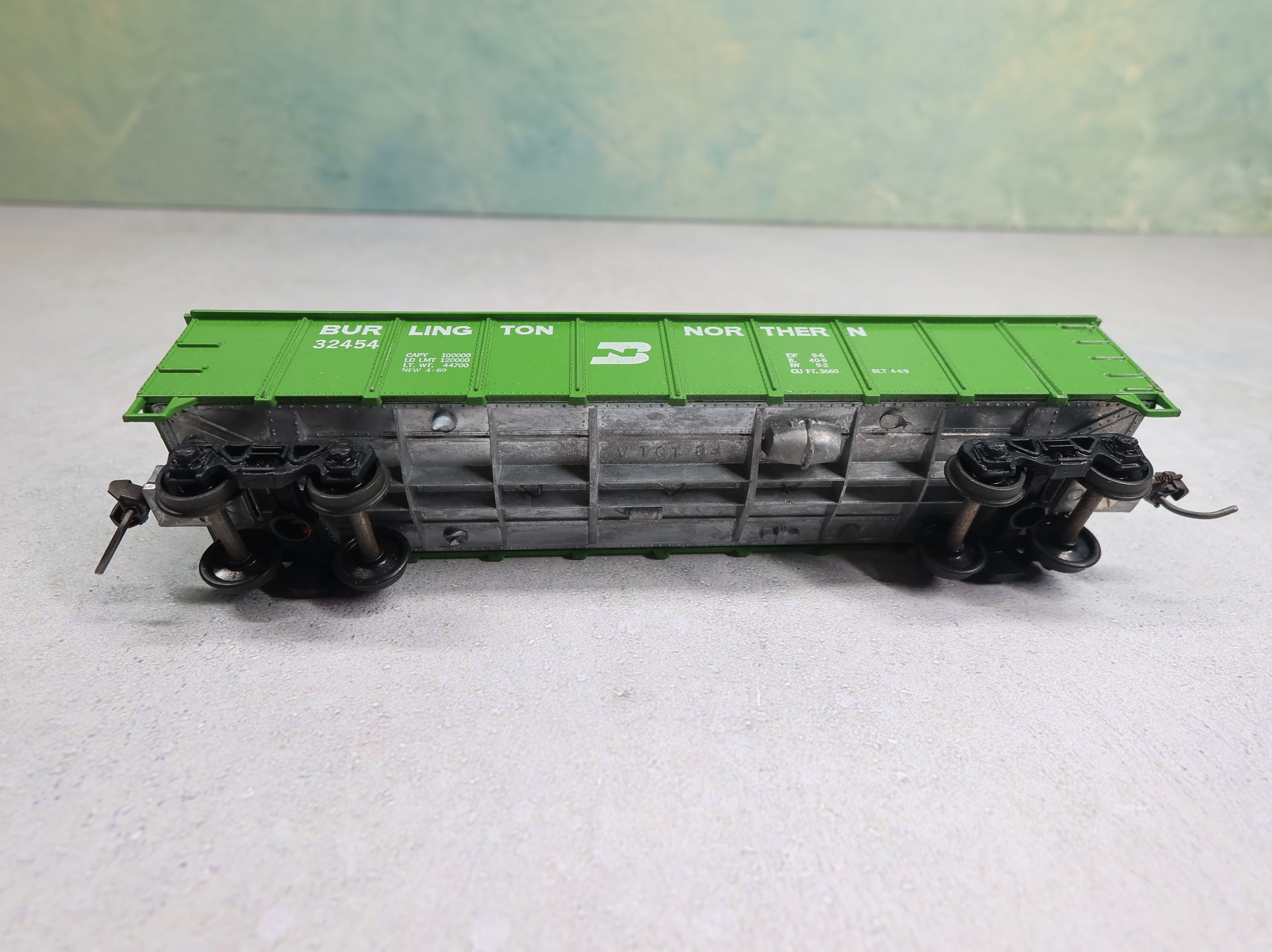 USED Roundhouse HO Scale 40' Gondola Burlington Northern BN #32454