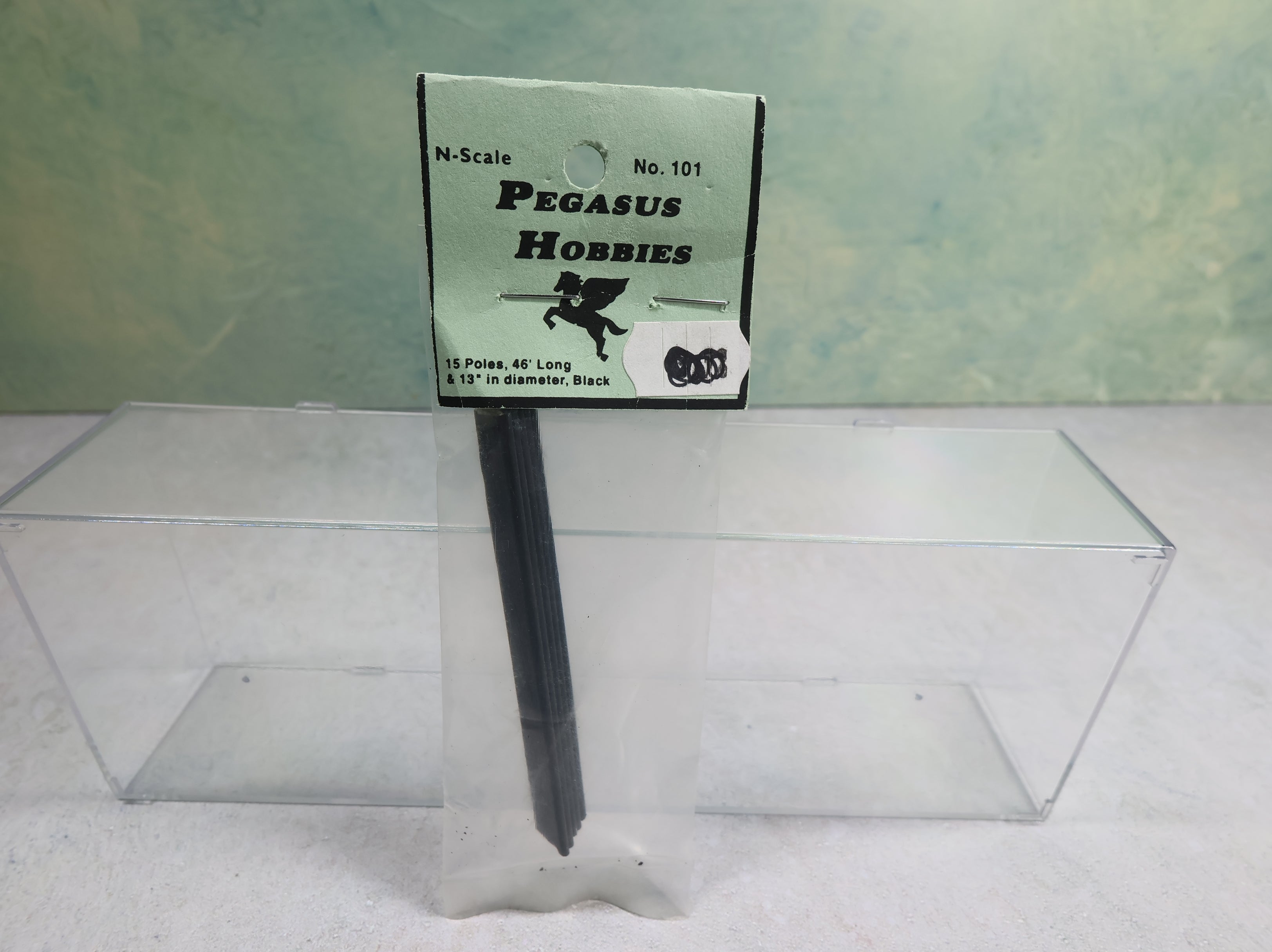 Pegasus Hobbies 101 N Scale Pole Load Pile (46' L x 13" D) Black