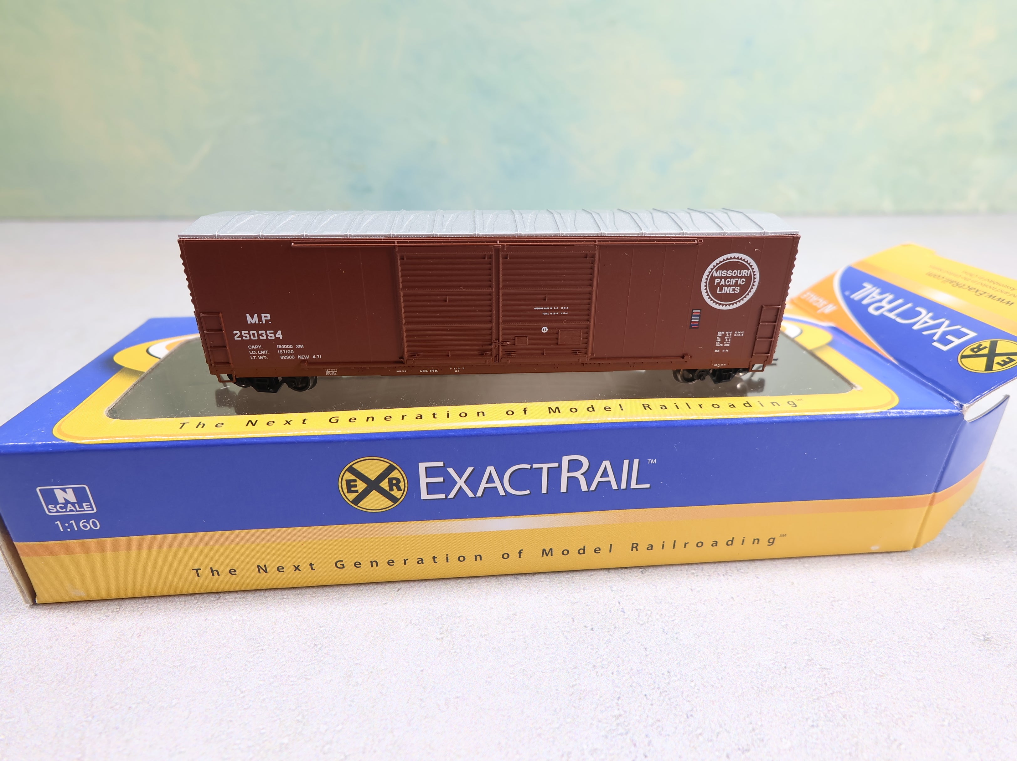 USED EXACTRAIL EN-50811-1 N Scale Gunderson 5200 Box Car Missouri Pacific MP #250354