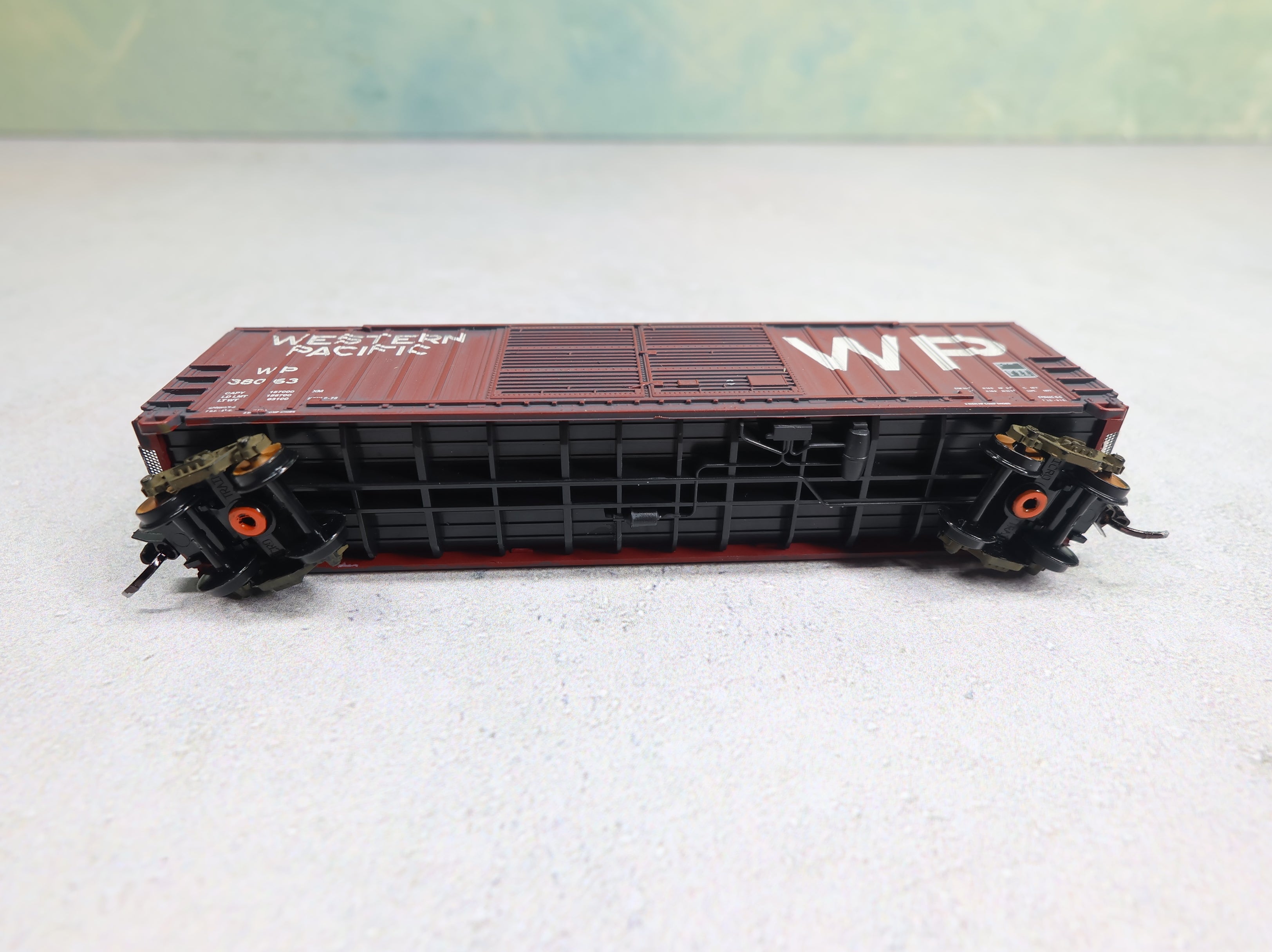 USED Fox Valley Models #8097-2 N Scale FMC 5283 DD Box Car Western Pacific WP #38063 Weathered