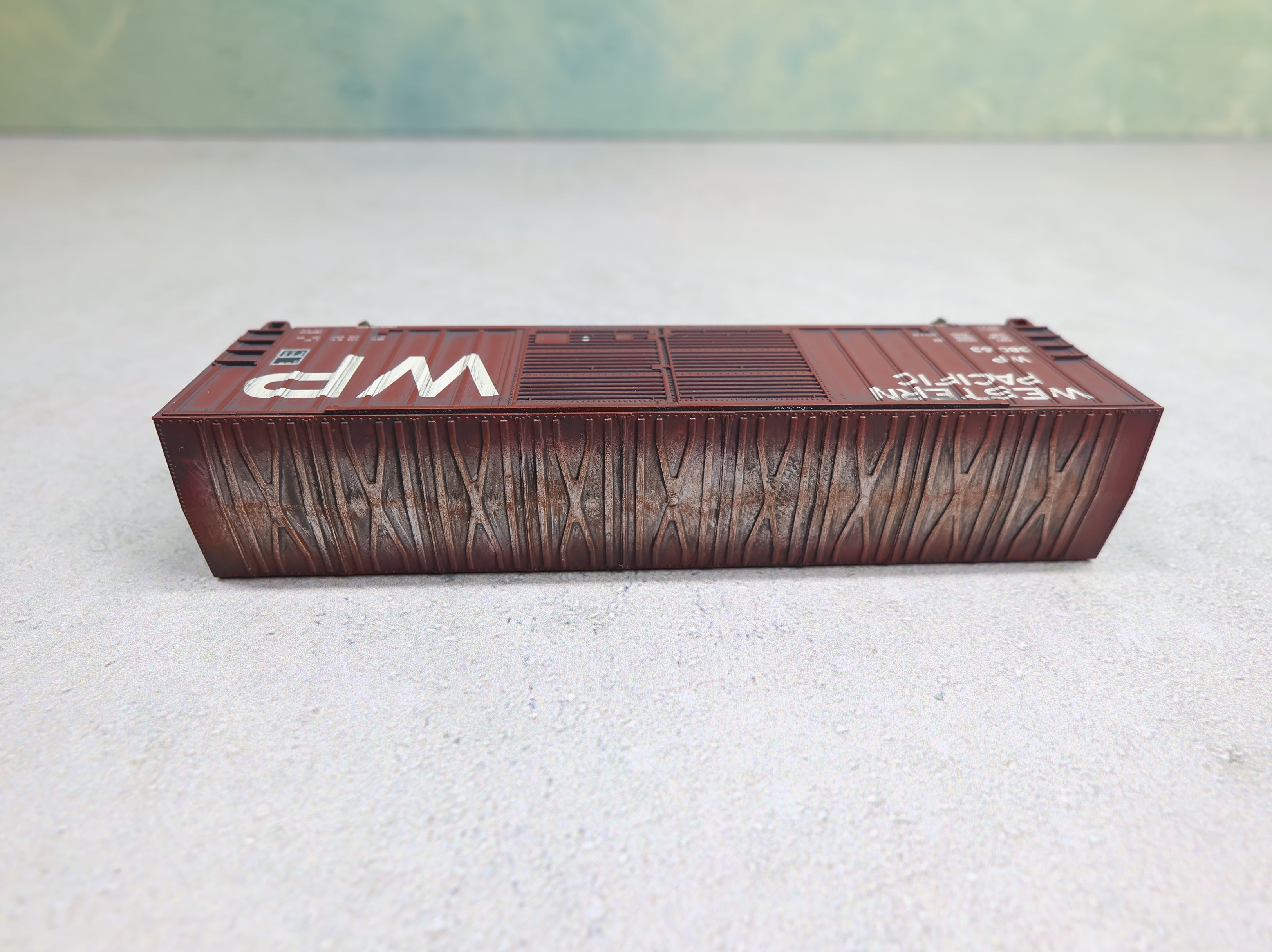 USED Fox Valley Models #8097-2 N Scale FMC 5283 DD Box Car Western Pacific WP #38063 Weathered