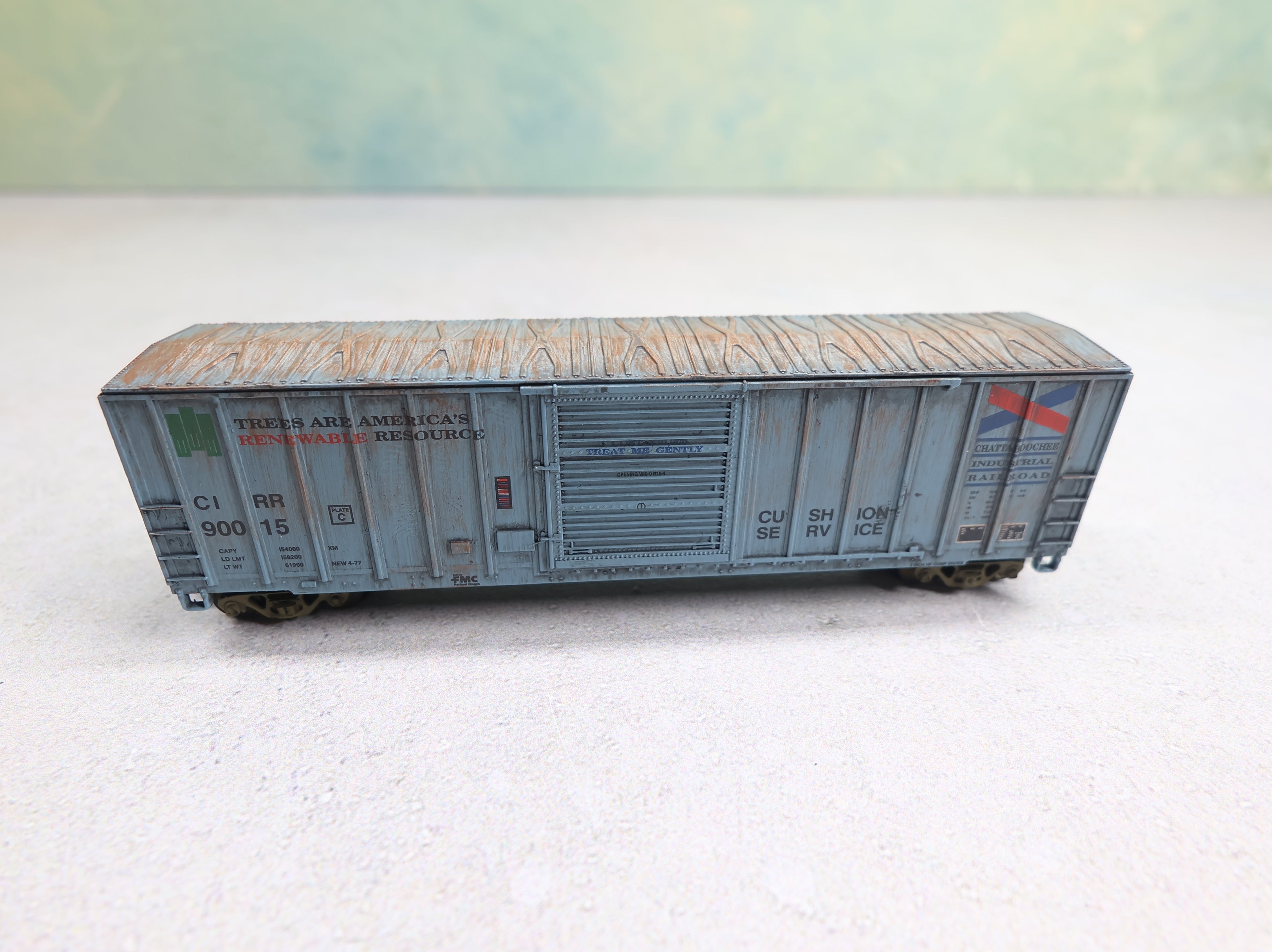USED Fox Valley Models 80105 N Scale FMC 5347 Box Car Chattahoochee Industrial CIRR #90015 Weathered