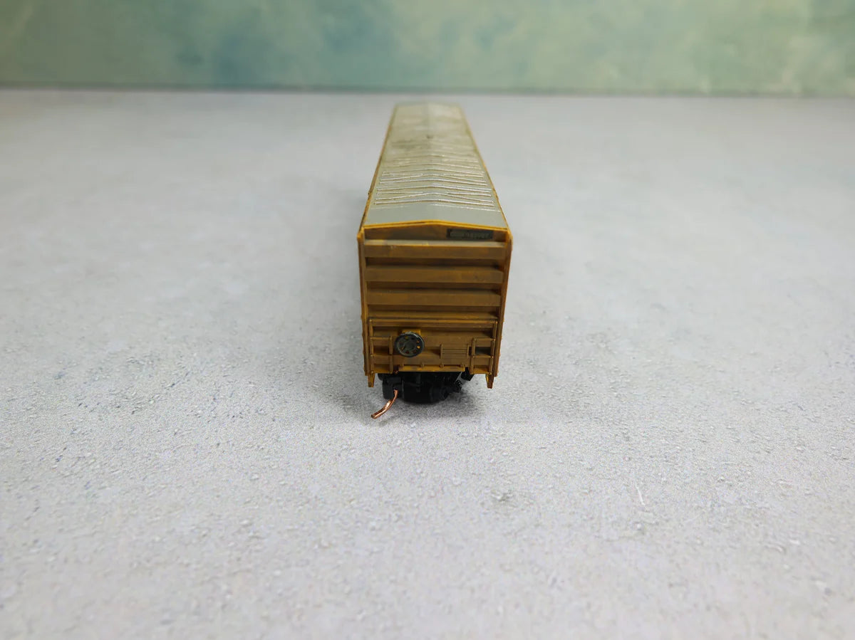 USED Roundhouse N Scale 50' FMC Box Car Railbox CNA #553007 Weathered