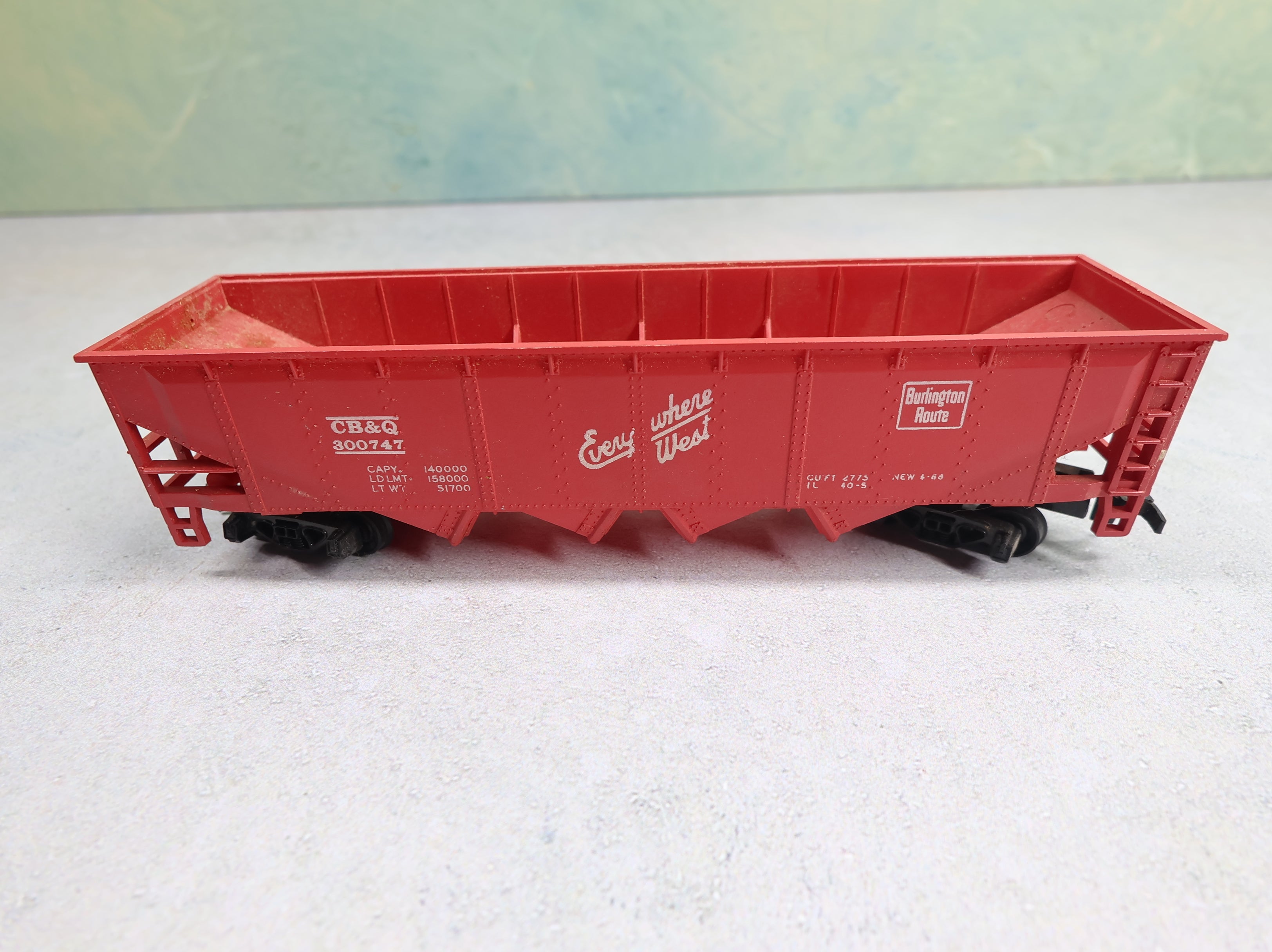 USED Tyco HO Scale Quad Hopper Burlington CB&Q #300747