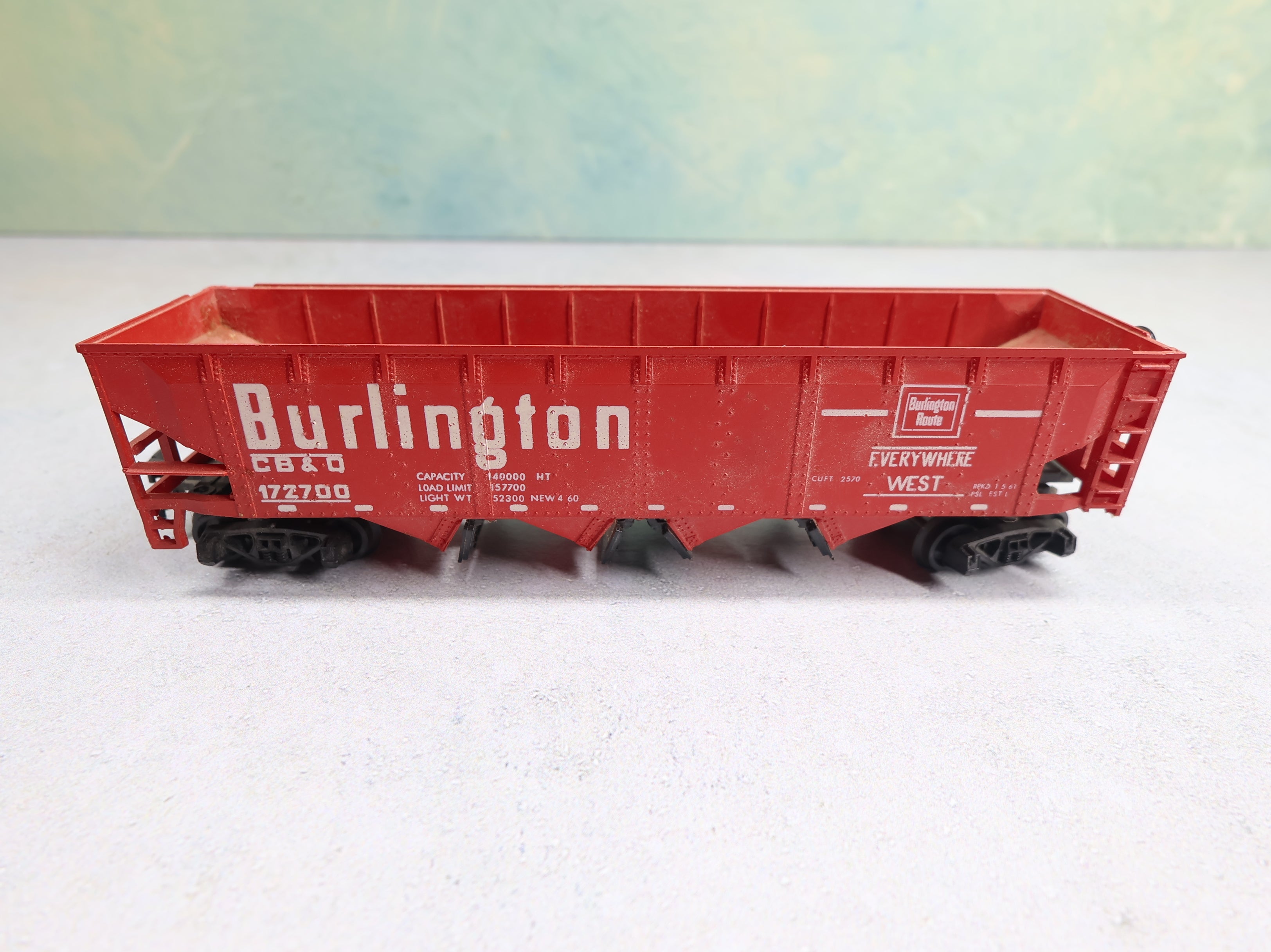 USED AHM HO Scale Operating Quad Hopper Burlington CB&Q #172700