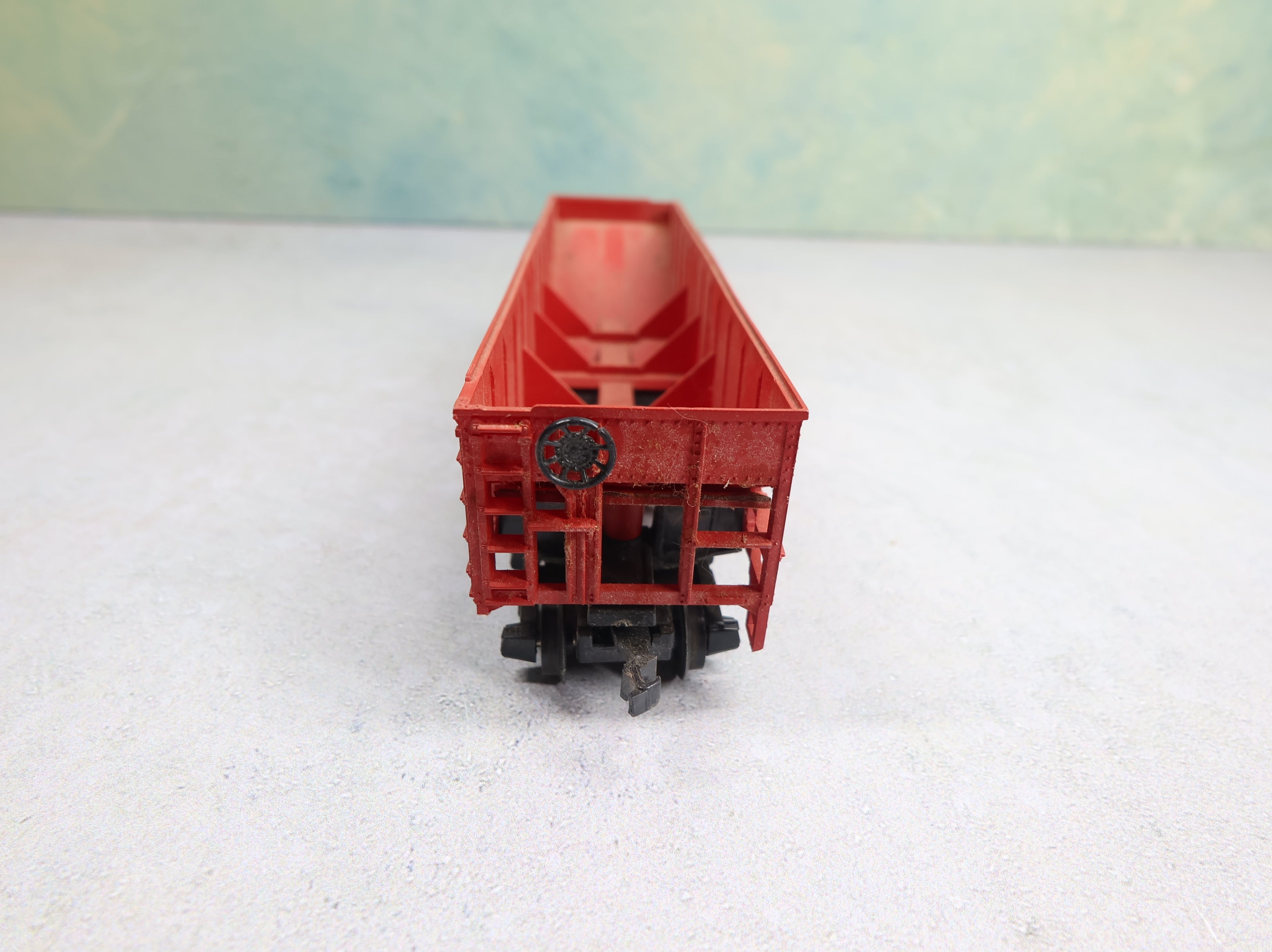 USED AHM HO Scale Operating Quad Hopper Burlington CB&Q #172700