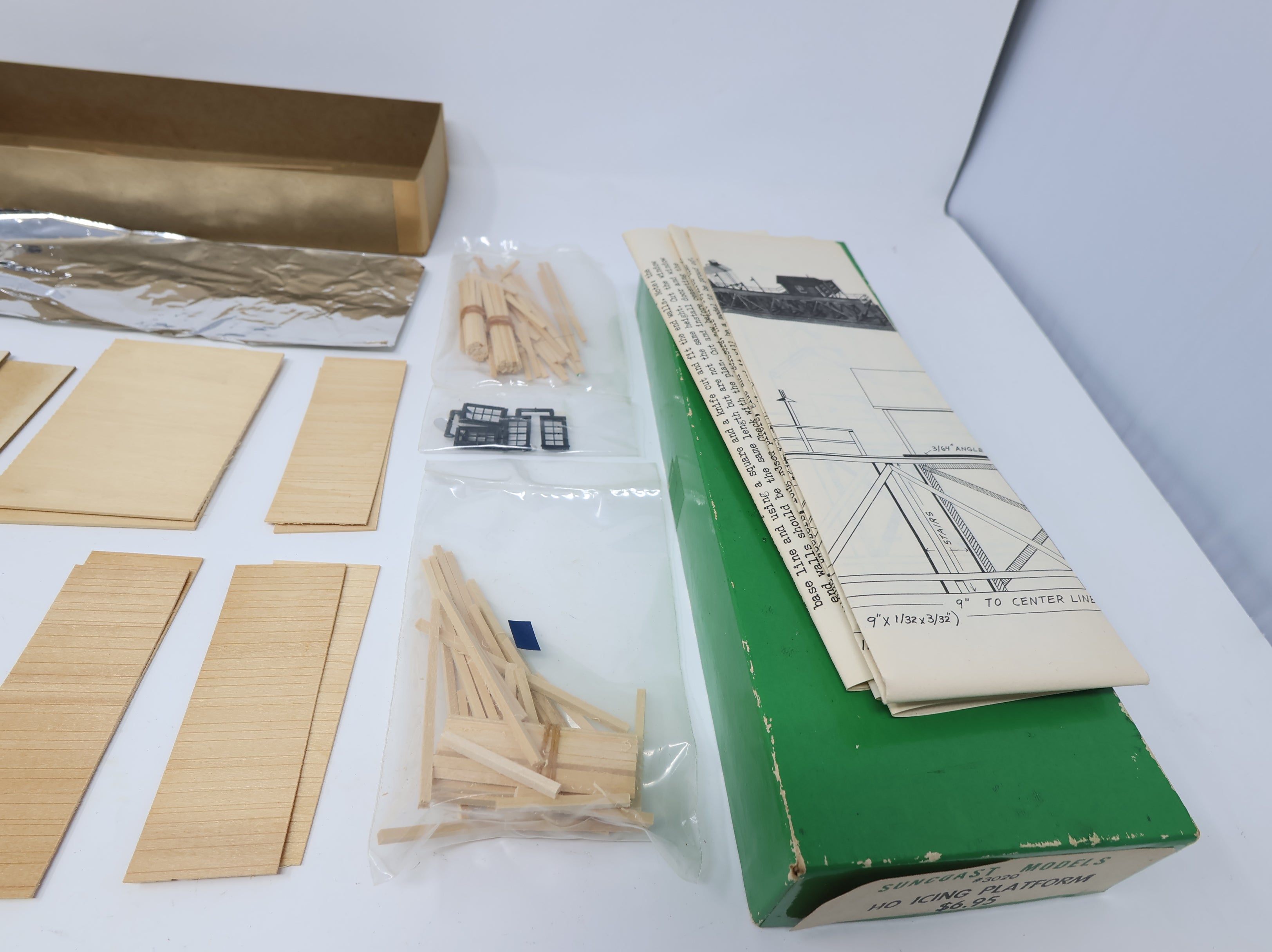 USED Suncoast Models HO Scale Icing Platform KIT
