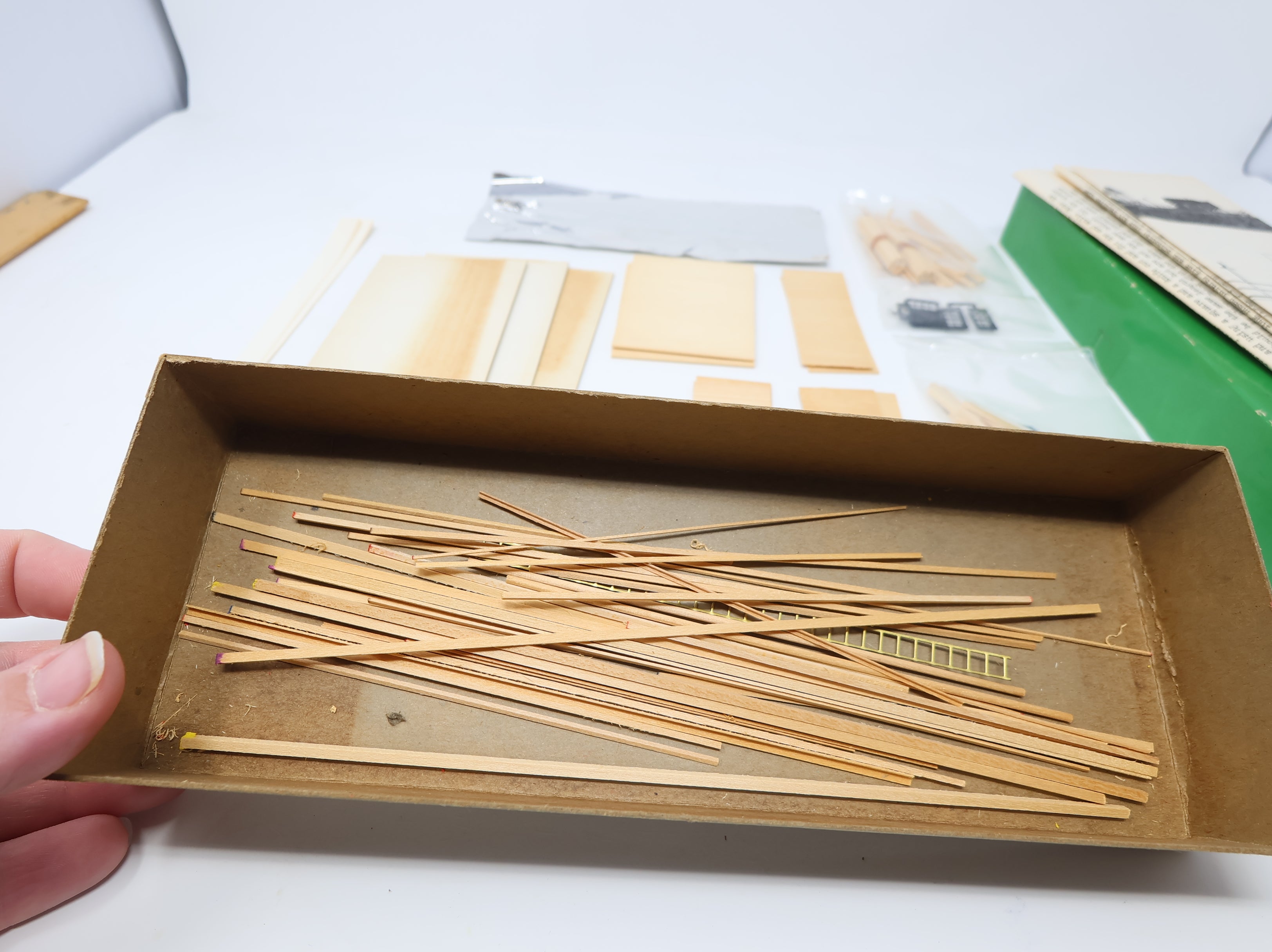 USED Suncoast Models HO Scale Icing Platform KIT