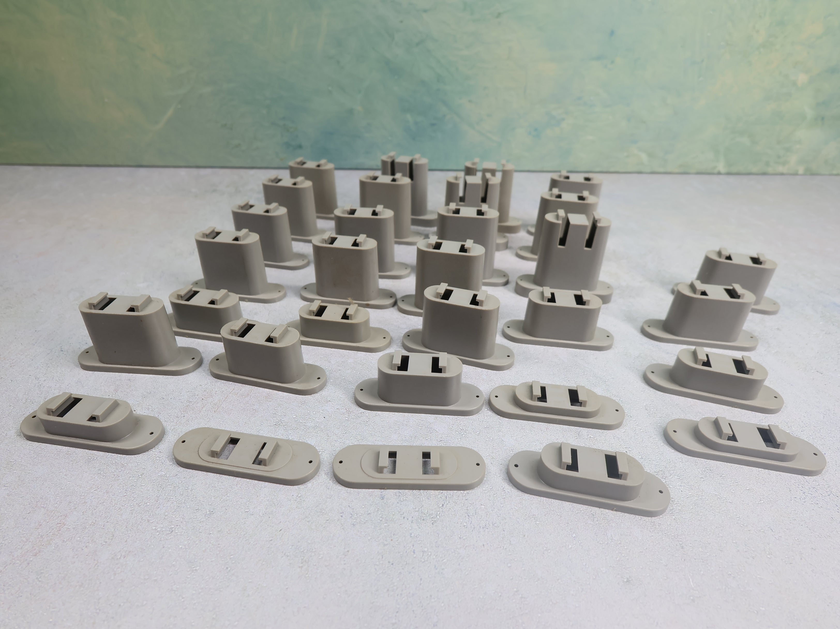 USED N Scale Pier Set