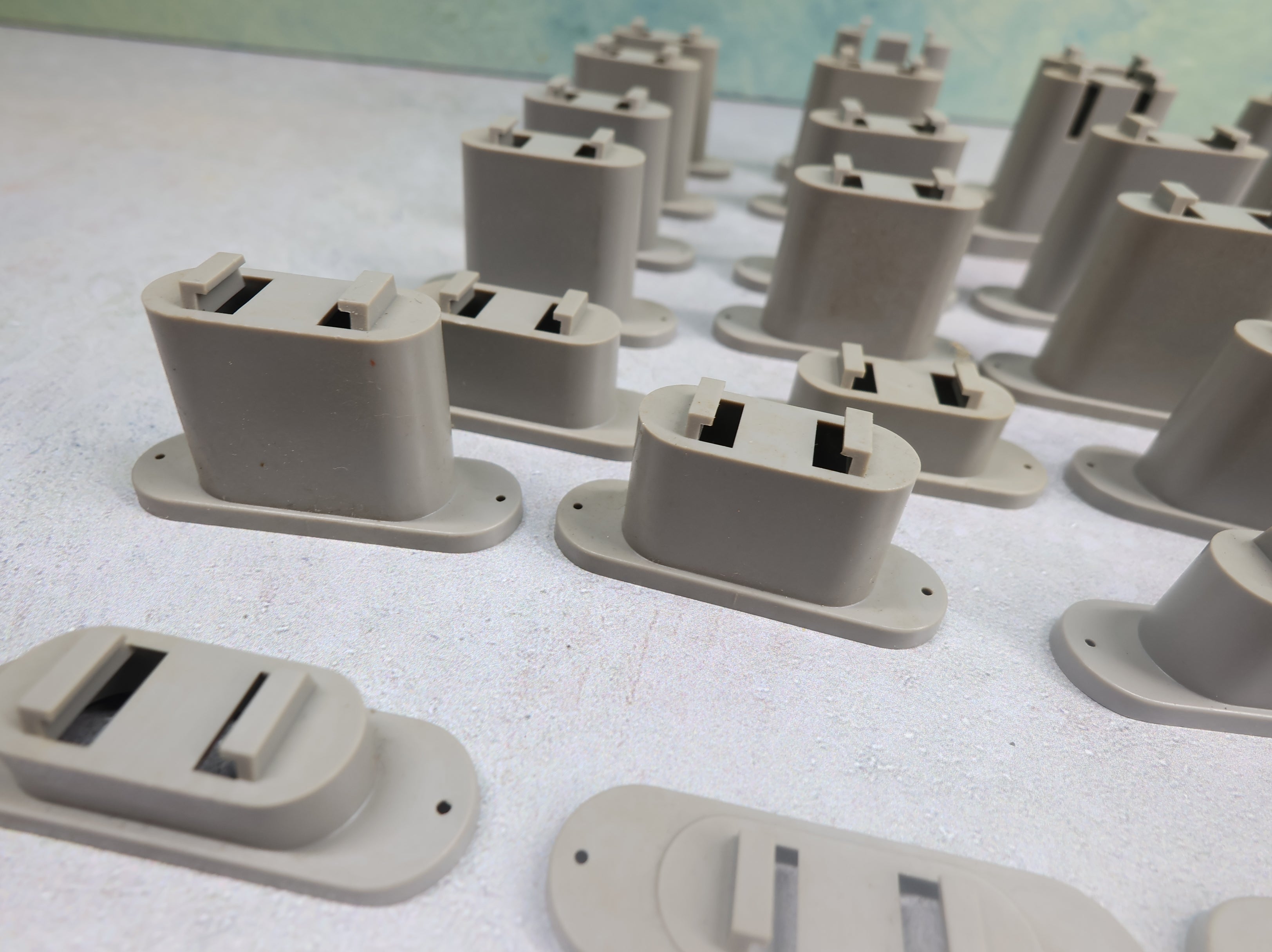 USED N Scale Pier Set