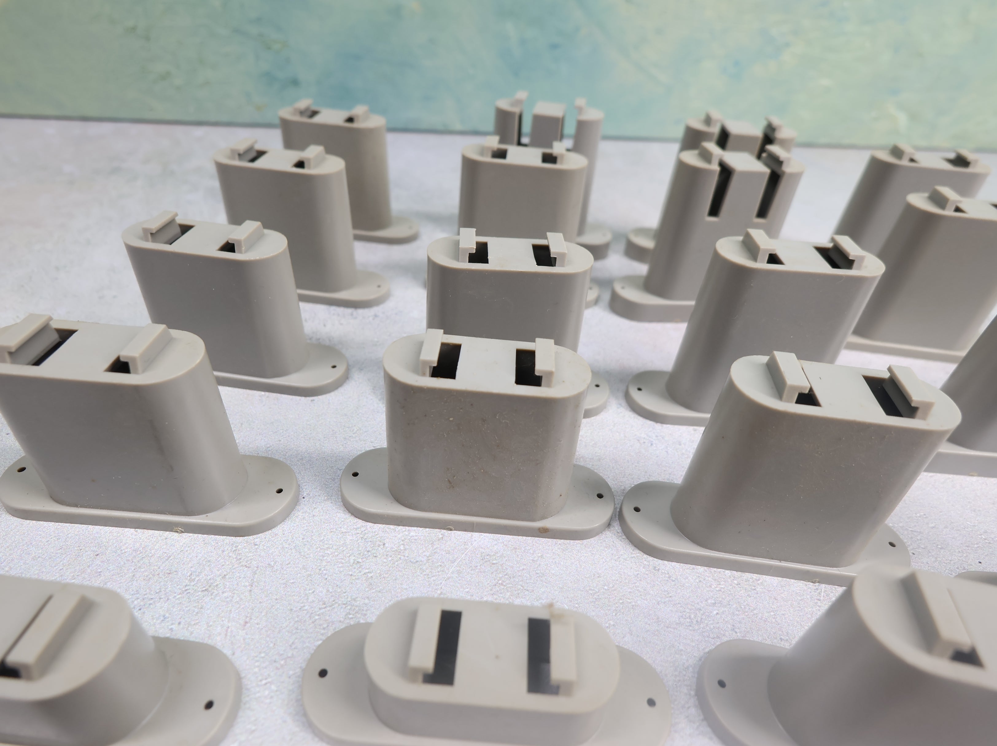 USED N Scale Pier Set