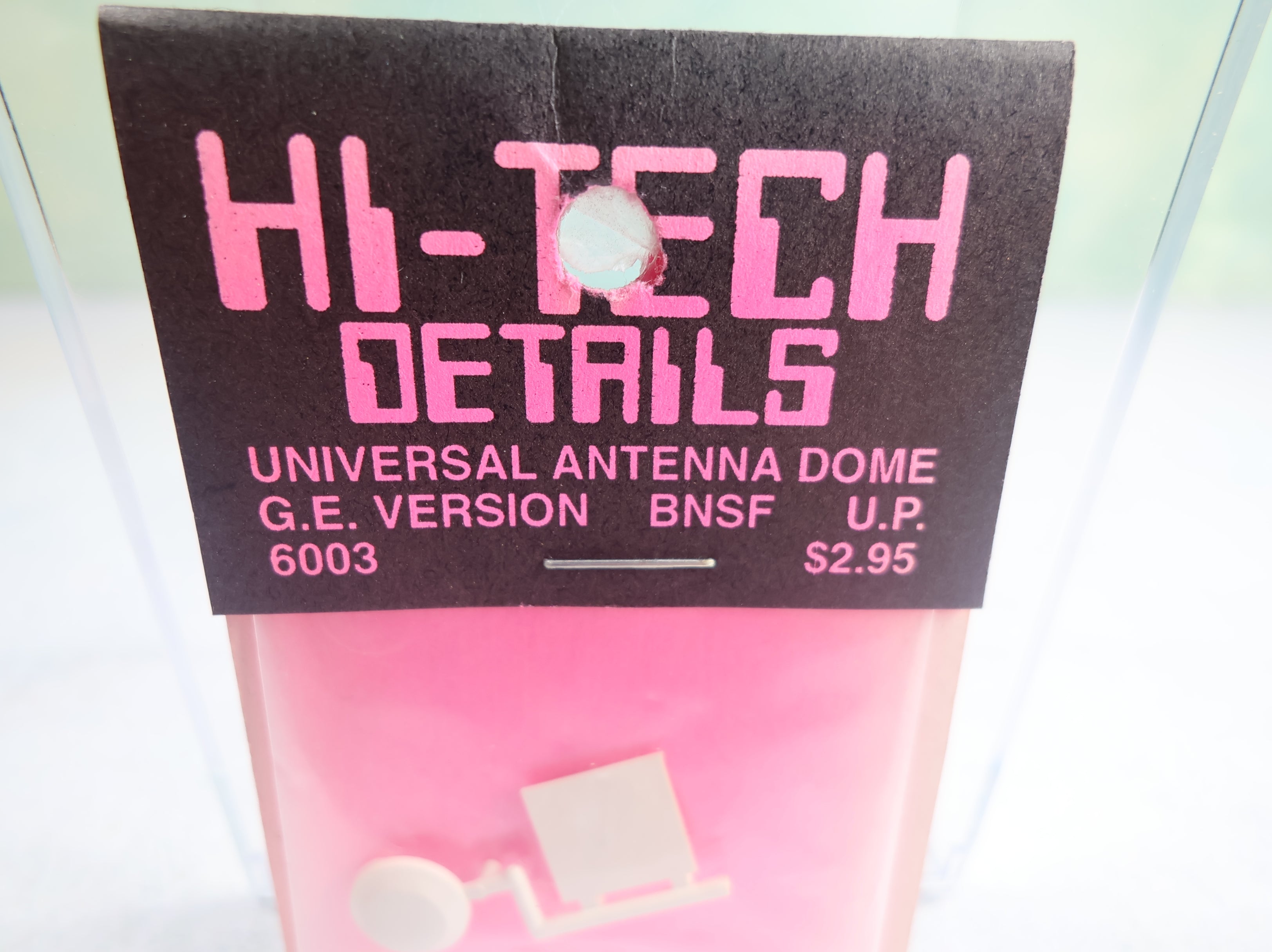 USED Hi-Tech Details 6003 HO Scale Universal Antenna Dome GE Version BNSF UP Details