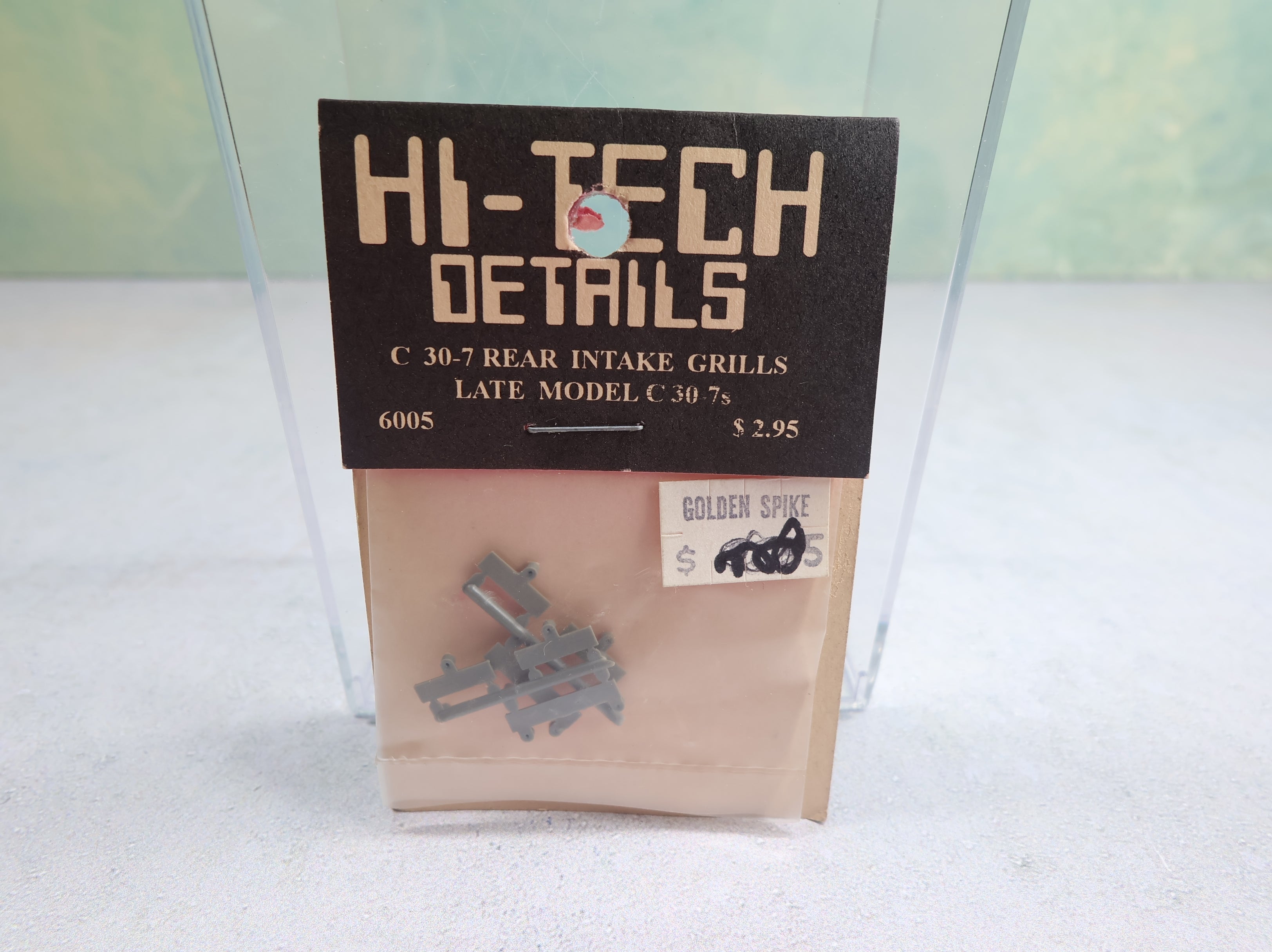 USED Hi-Tech Details 6005 HO Scale C307 Rear Intake Grills Detail Kit Late Models