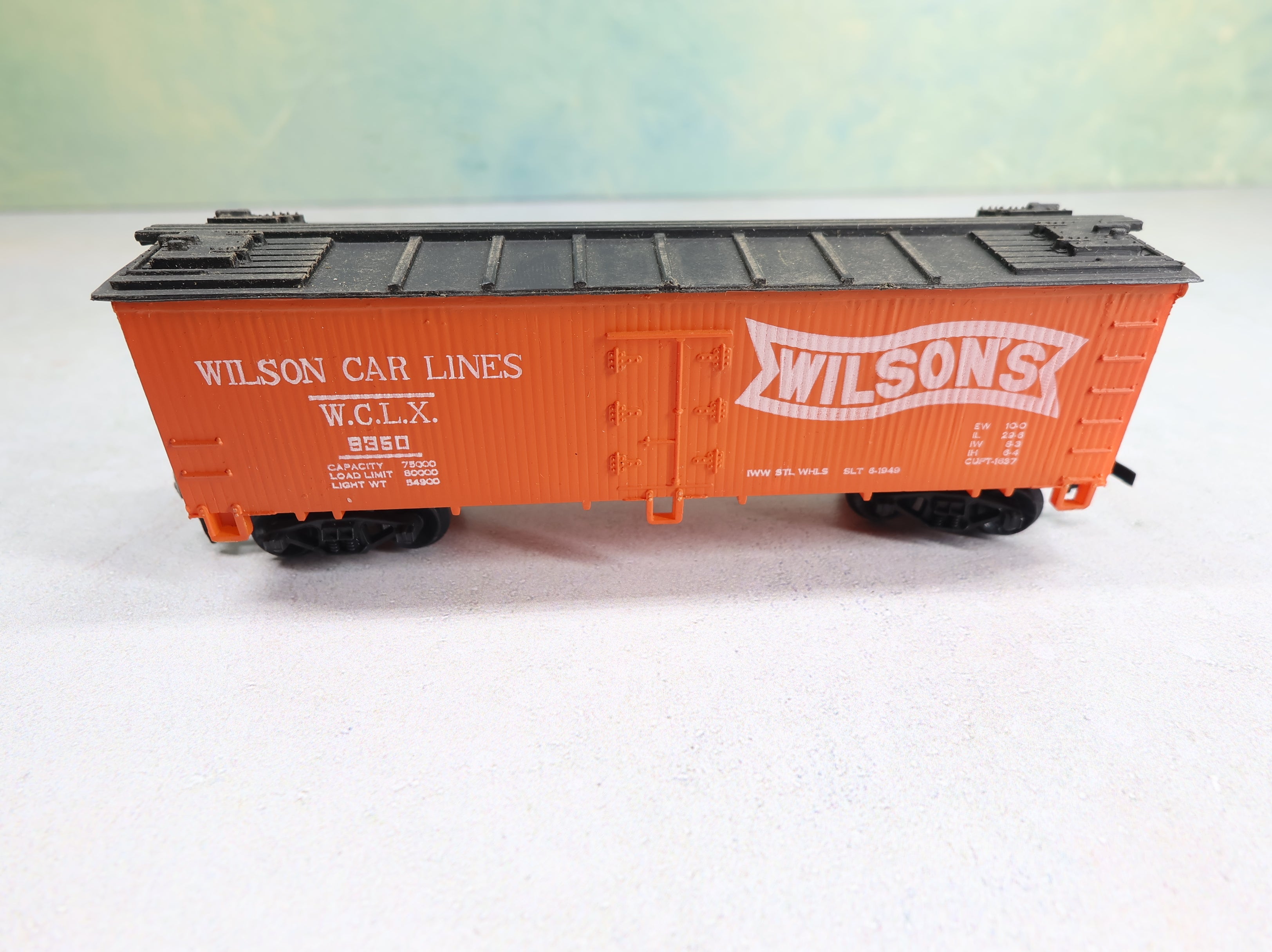 USED Life-Like HO Scale 37' Wooden Reefer Box Car Wilson Car Lines WCLX #9350