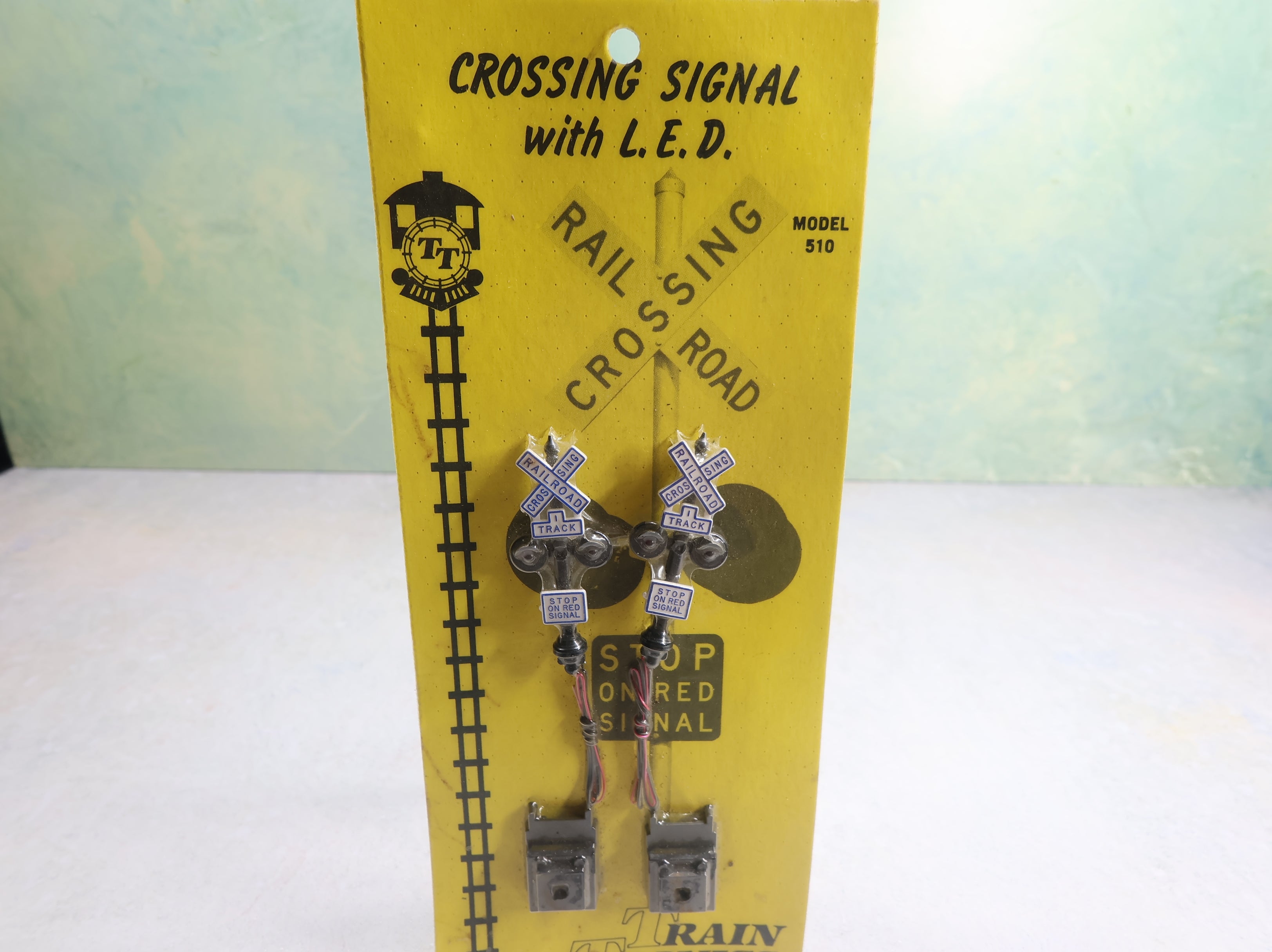 Train Tronics 510 HO Scale Crossing Signal with LED