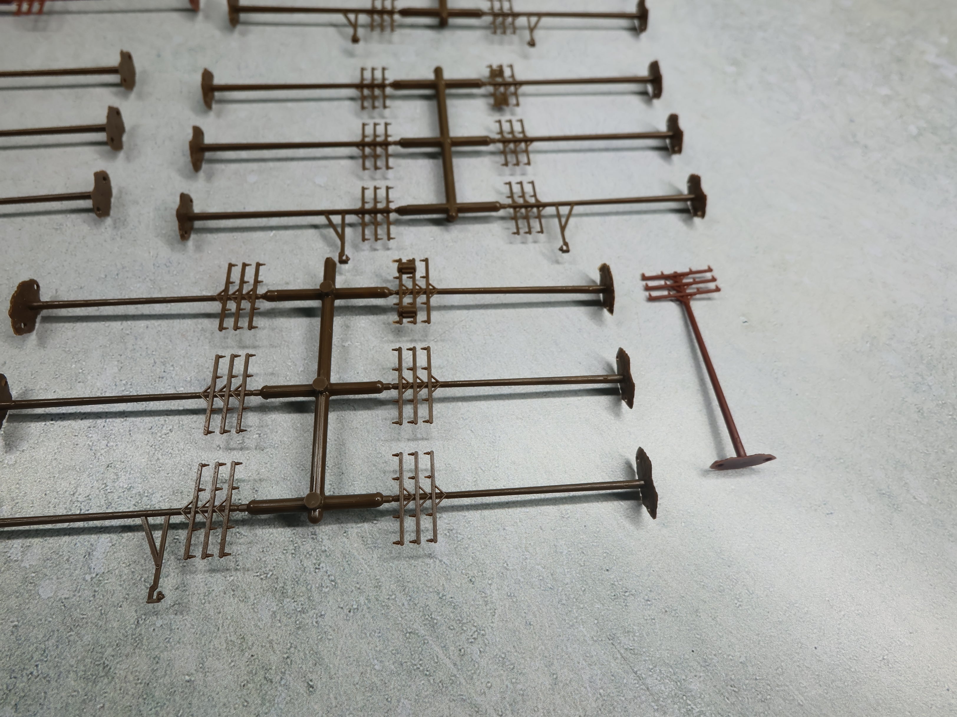 USED Bachmann 2801-69 N Scale Lot of Telephone Poles (20+ pcs)