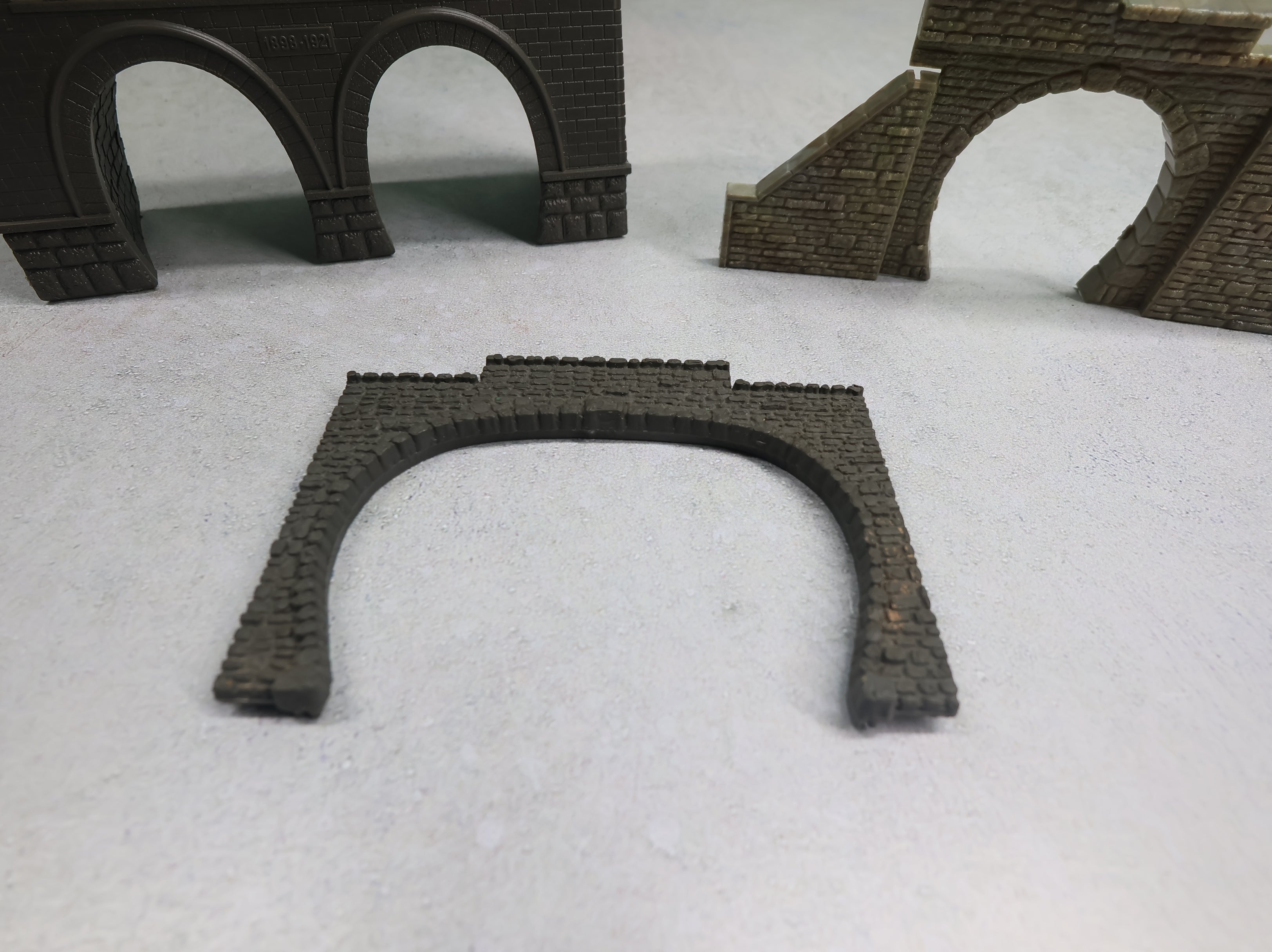 USED N Scale Lot of Tunnel Portals (3 pcs)