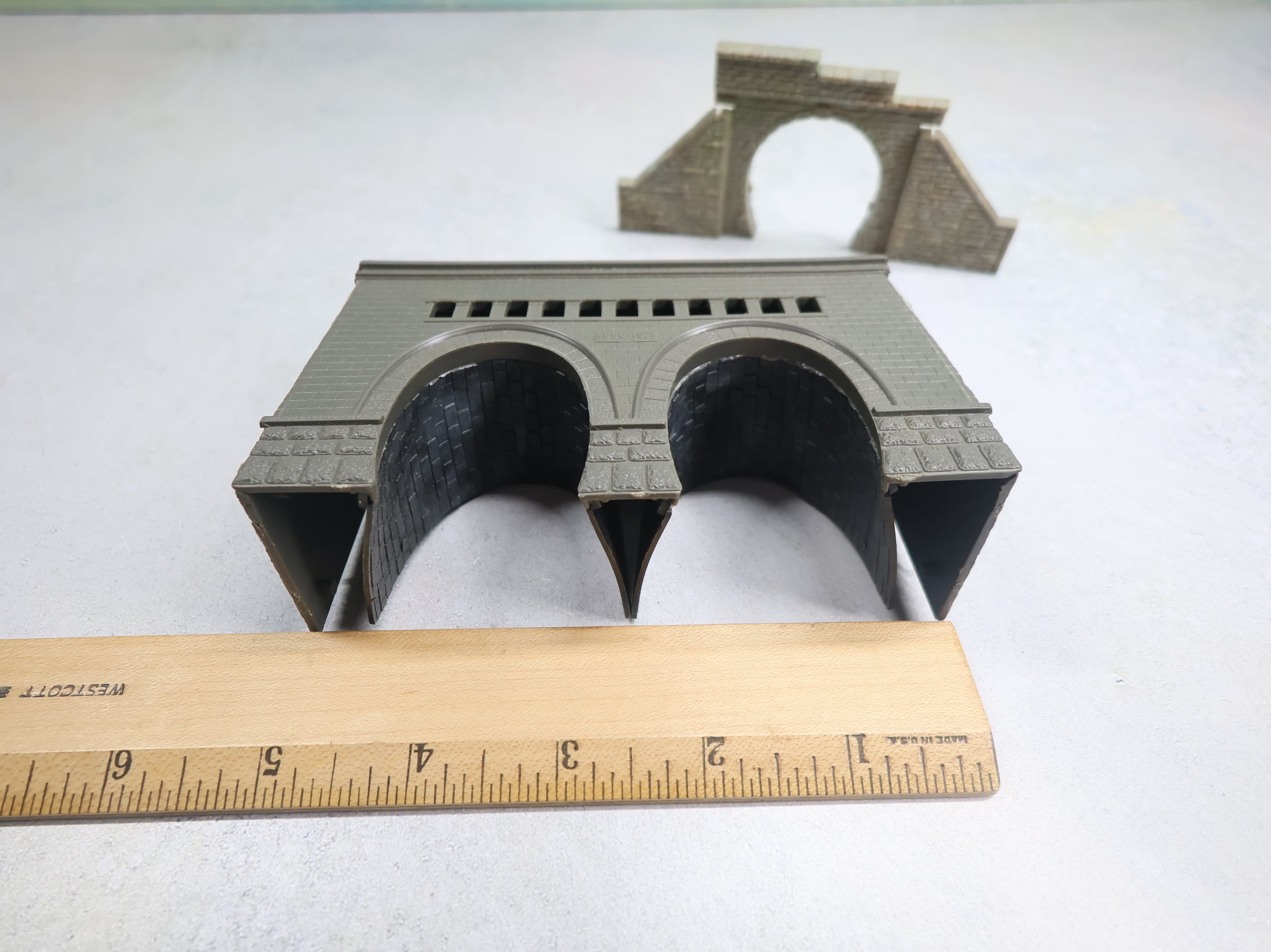 USED N Scale Lot of Tunnel Portals (3 pcs)